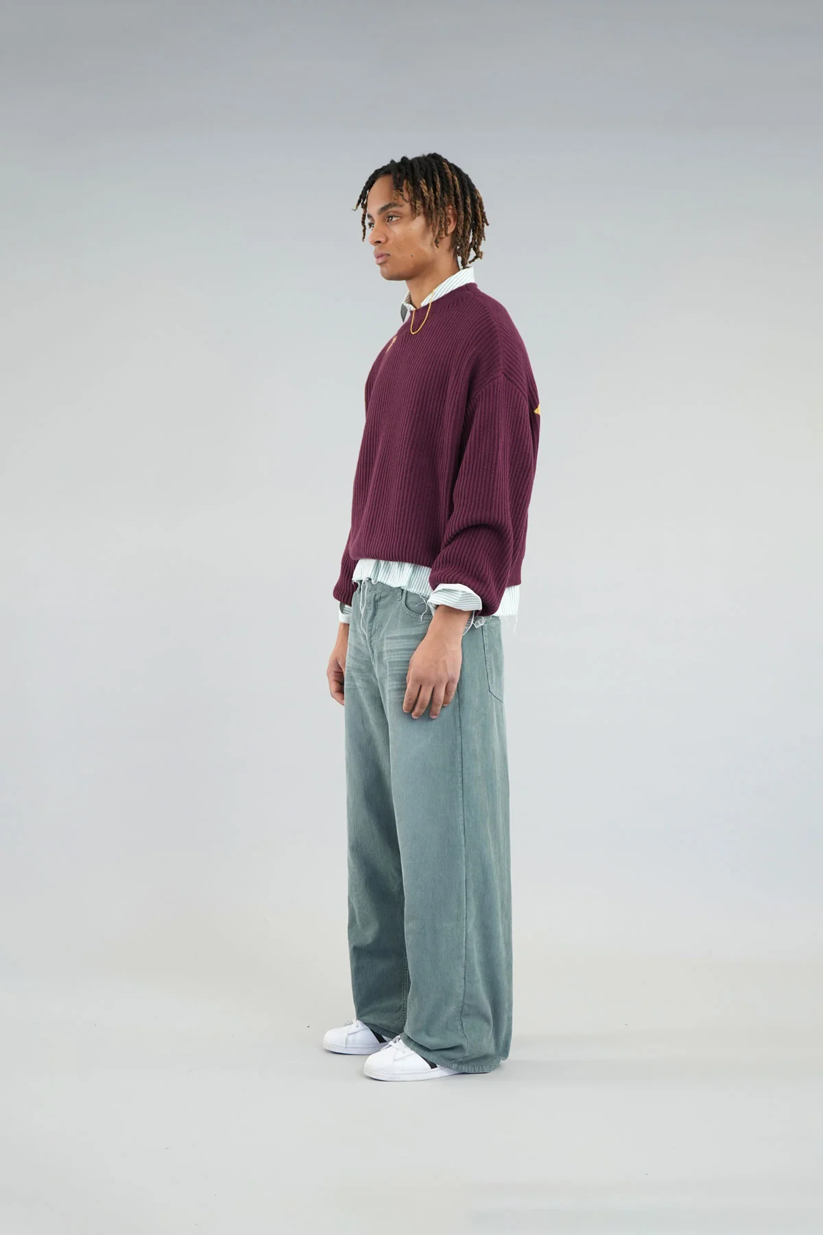 Amore Burgundy Knit - Image 4