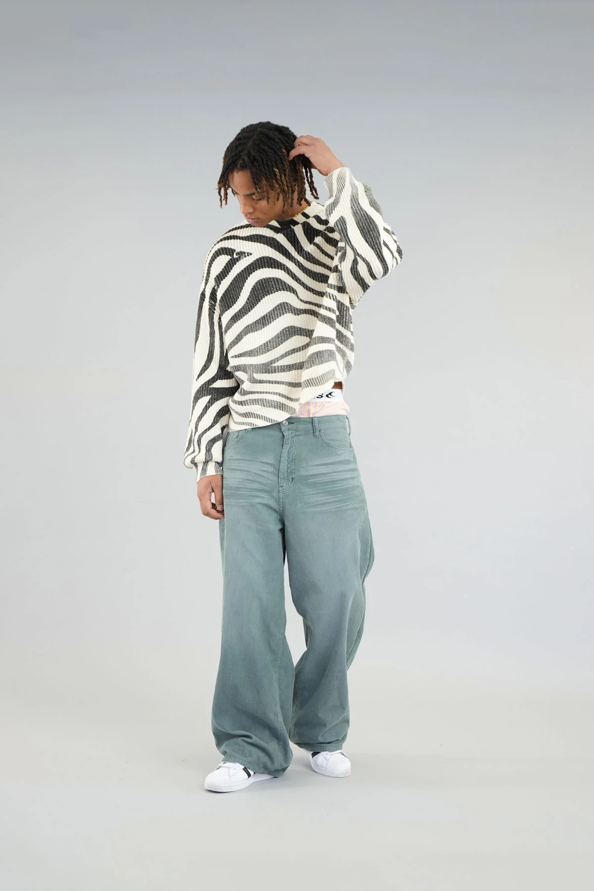 Amore Zebra Knit - Image 6