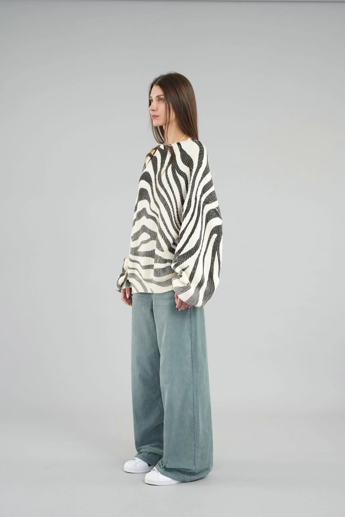Amore Zebra Knit - Image 8