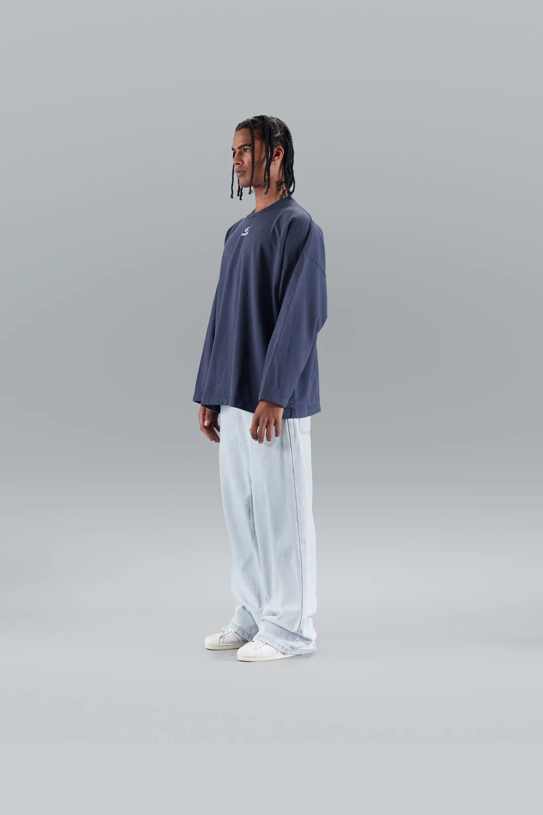 Angel Sweatshirt Navy - Image 4