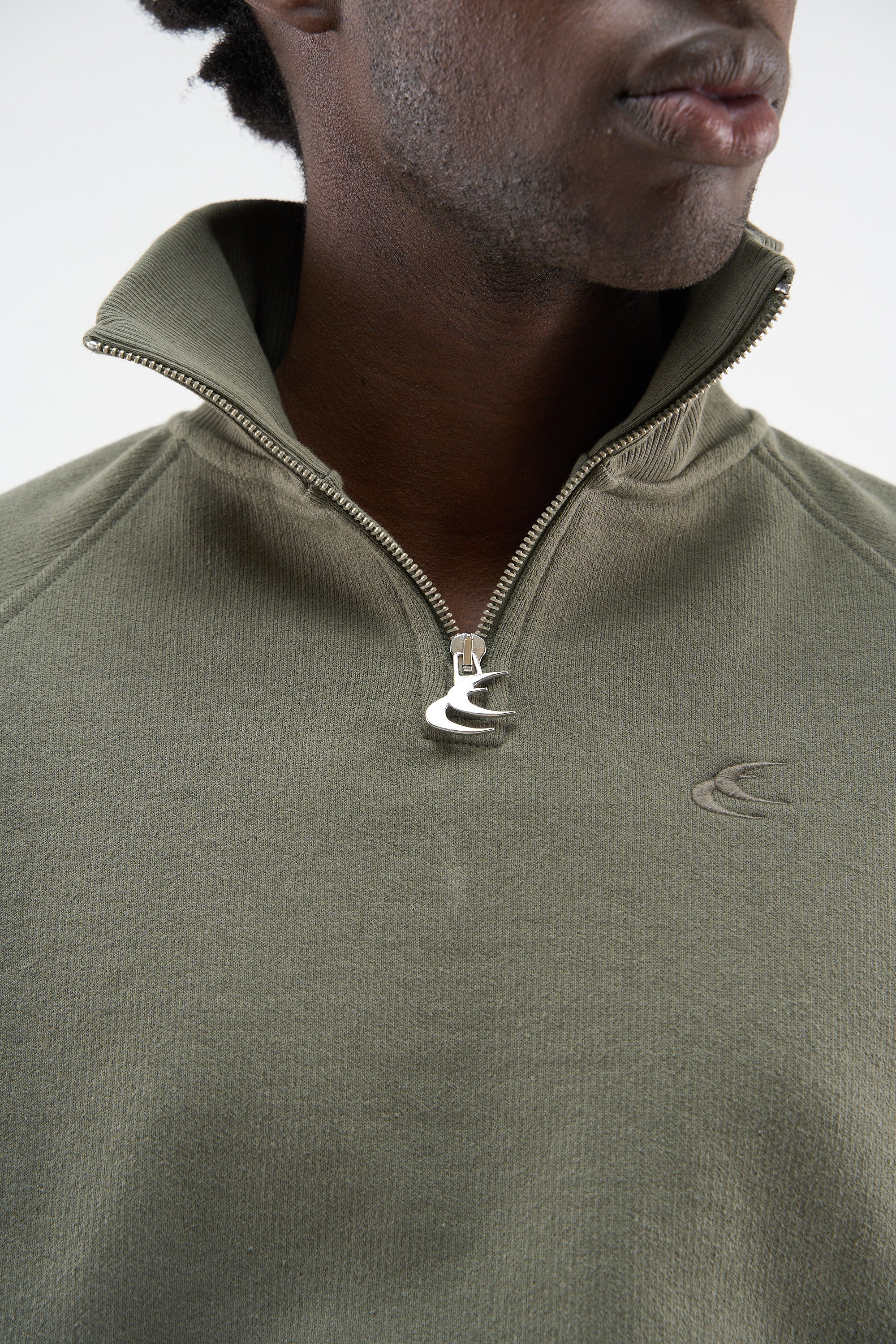 Bow Quarter Green Zip - Image 5
