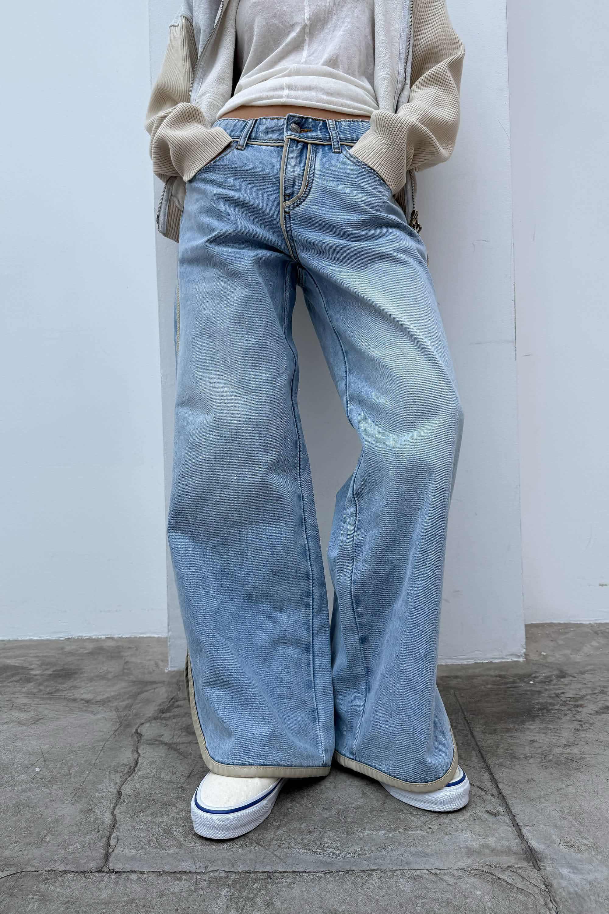 Brief Light Blue Pants - Image 7