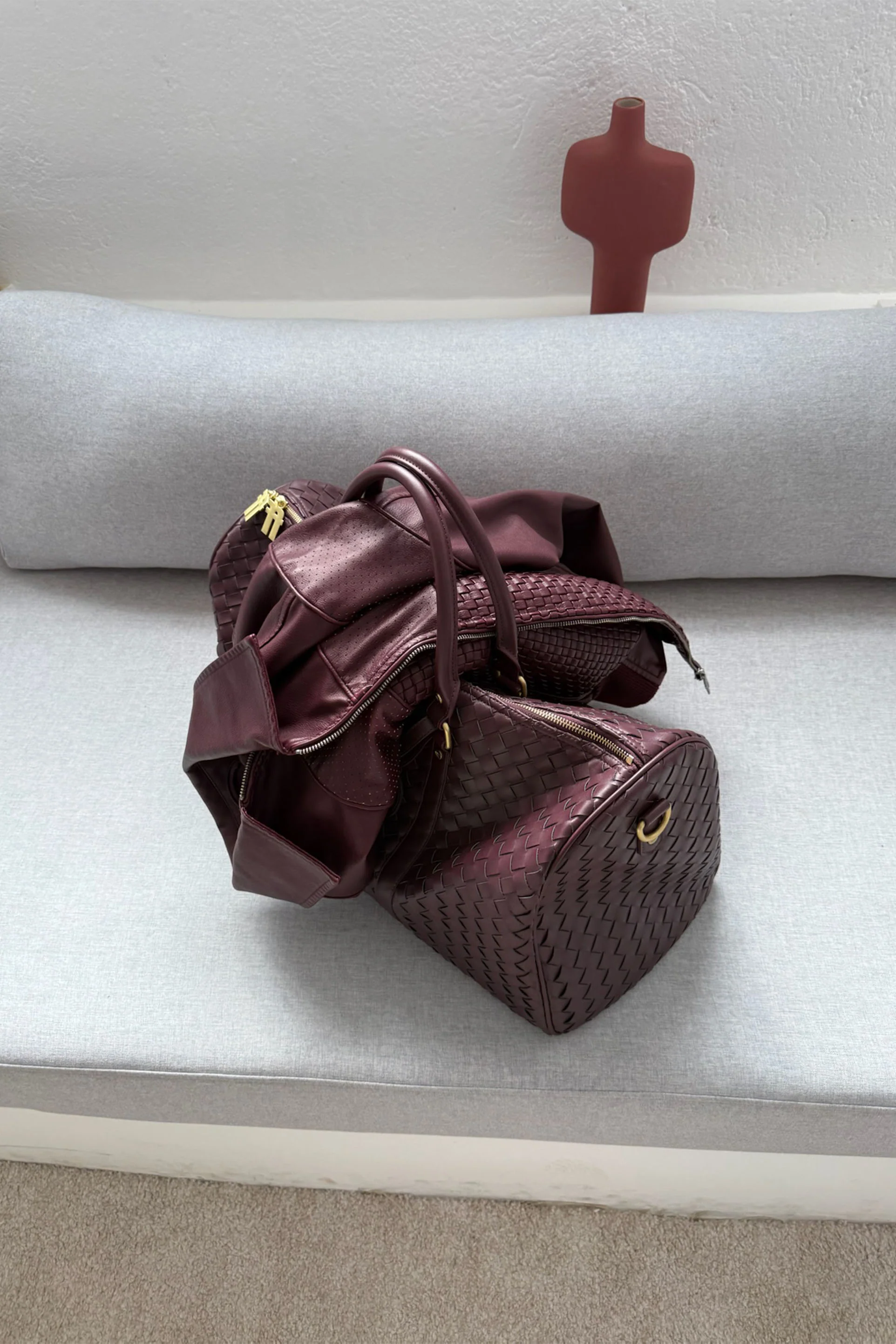 Country Burgundy Duffle Bag - Image 4