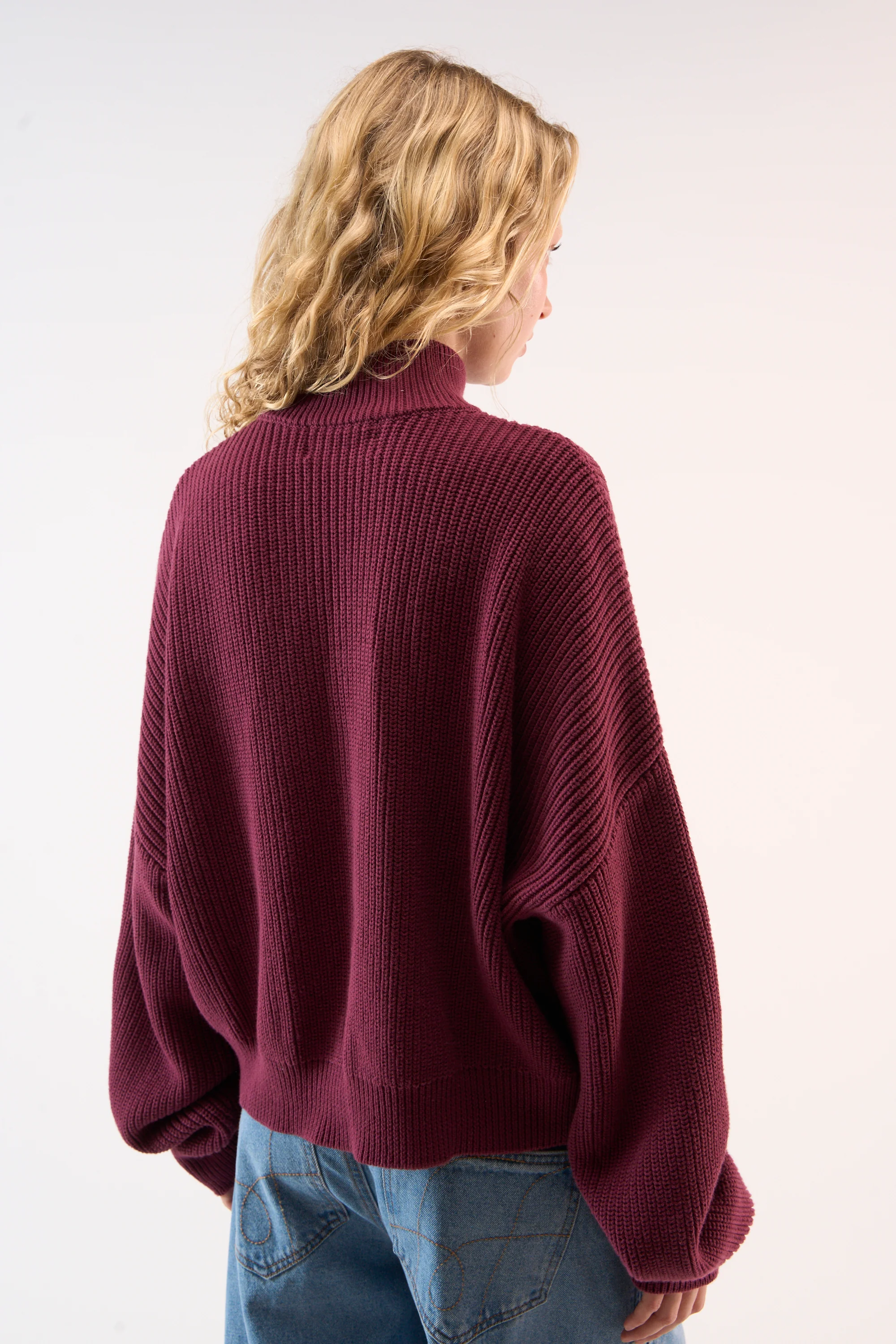 Delore Burgundy Knit Zipper - Image 4