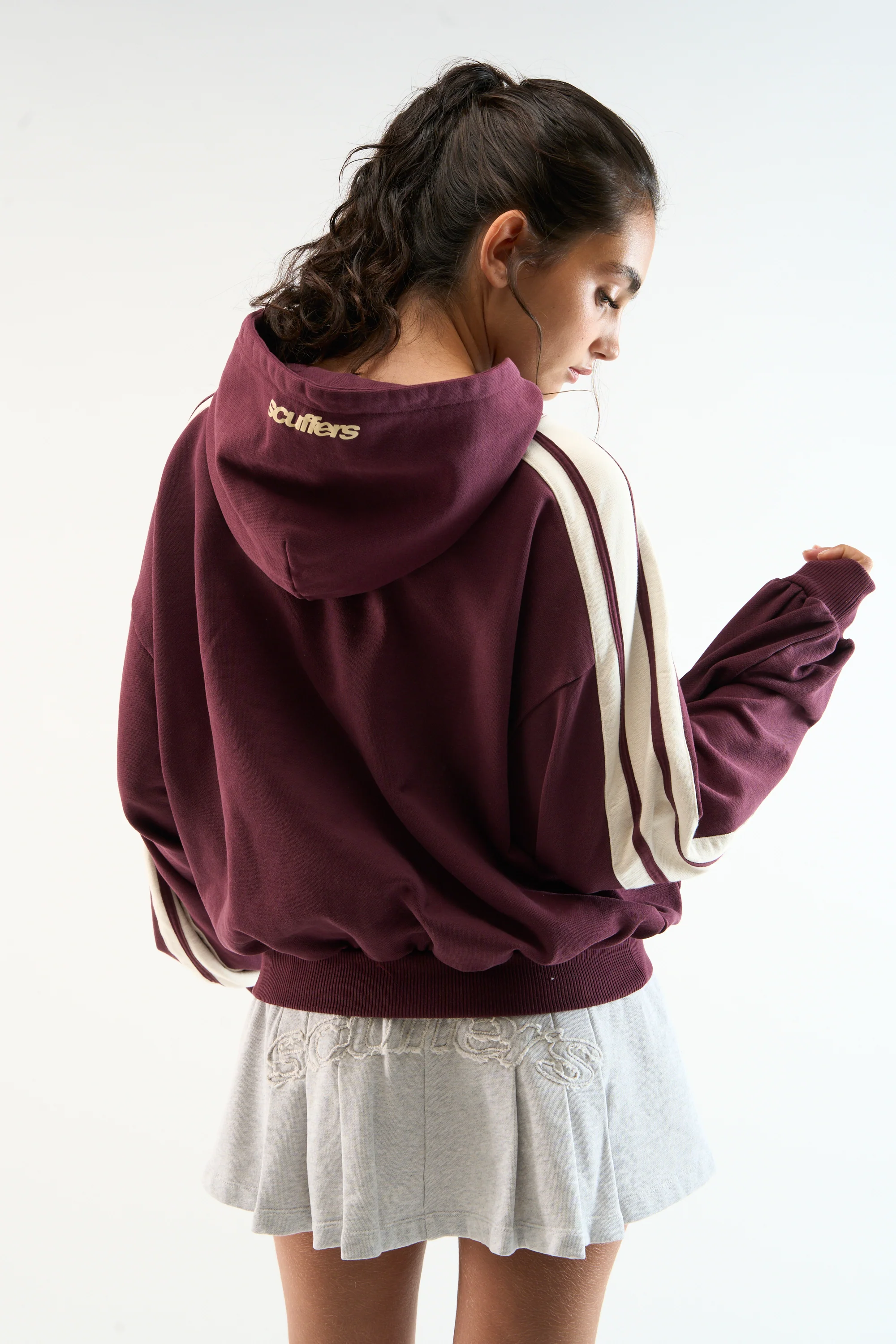 Effortless Burgundy Hoodie - Image 3