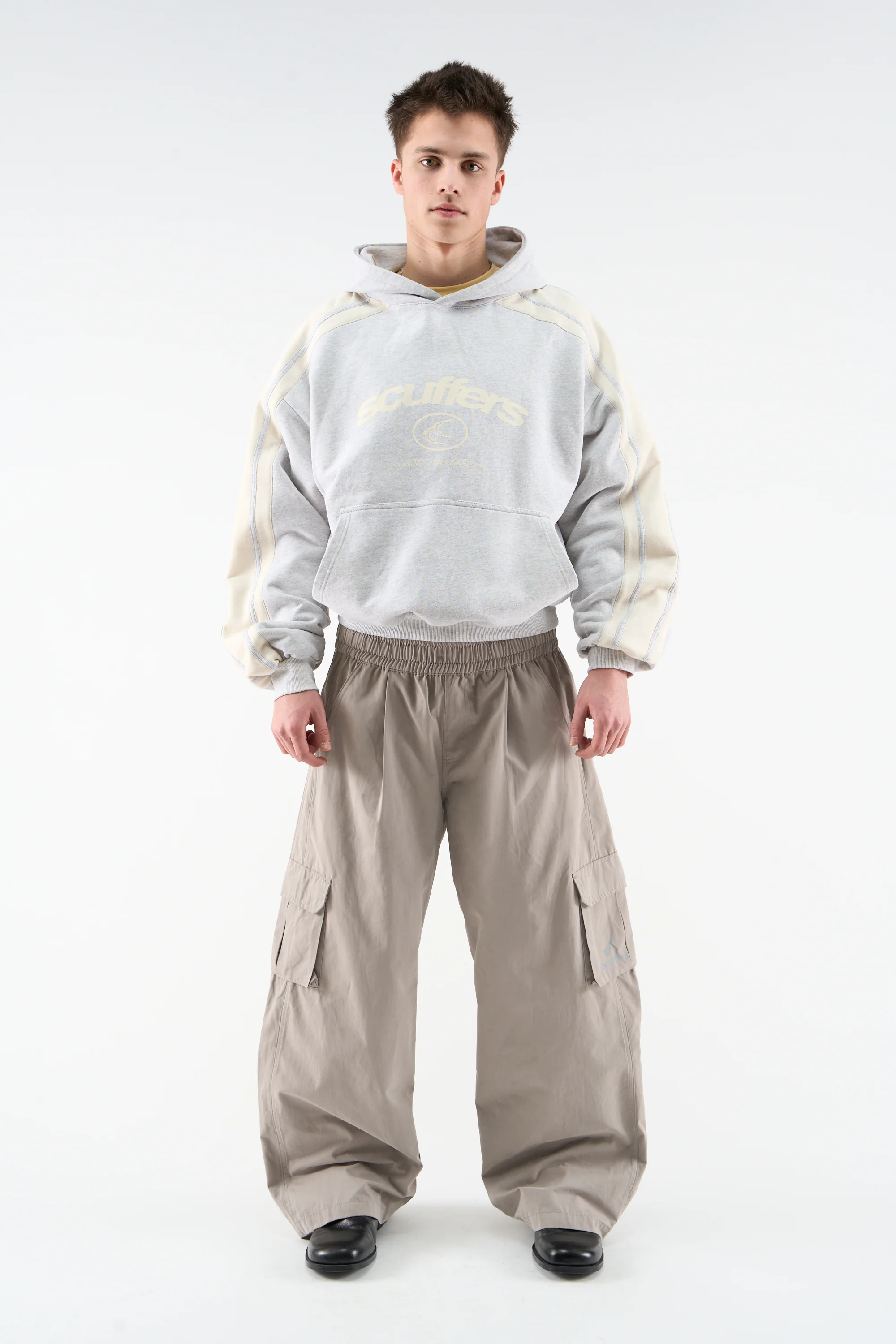 Effortless Light Grey Hoodie - Image 2
