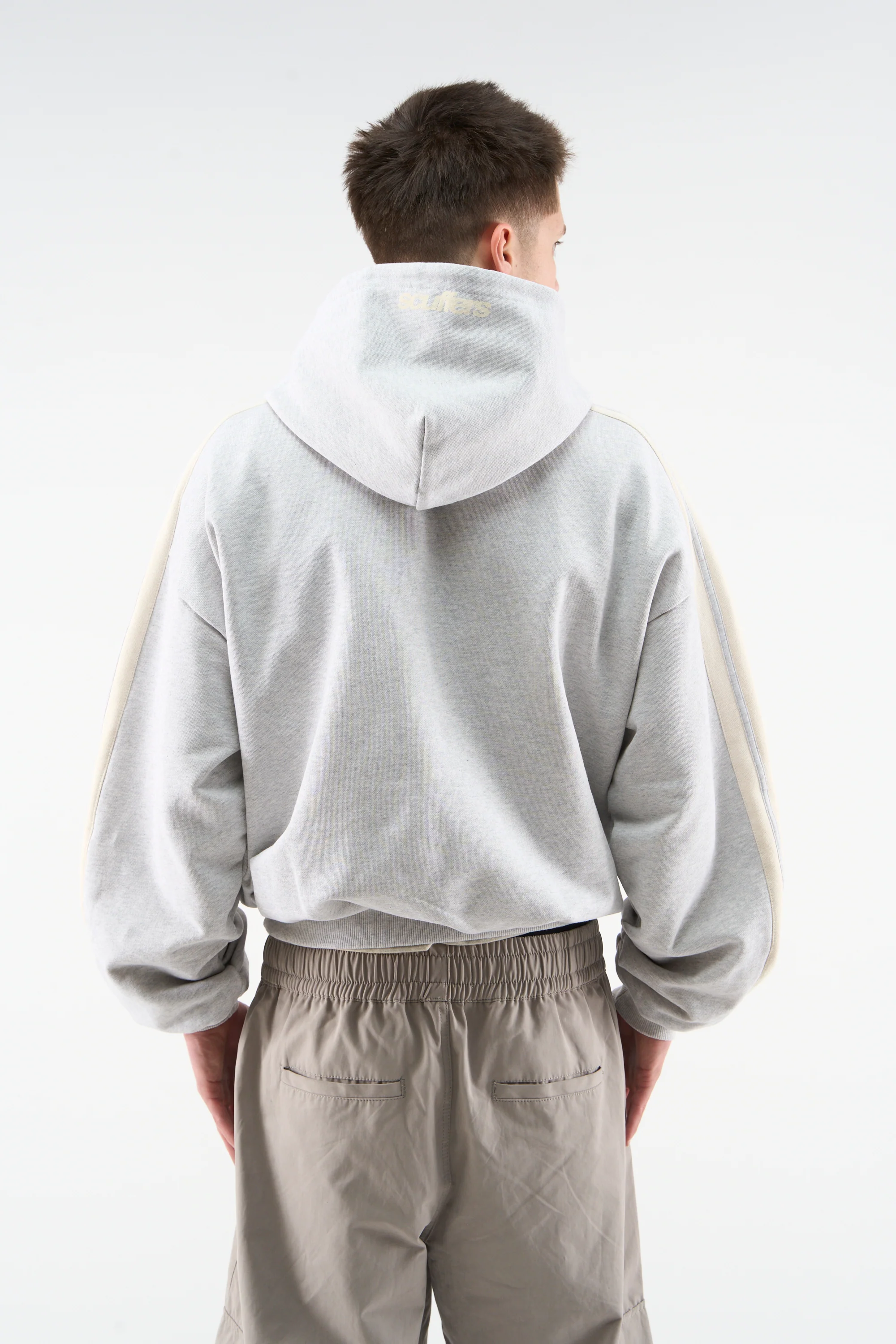Effortless Light Grey Hoodie - Image 3