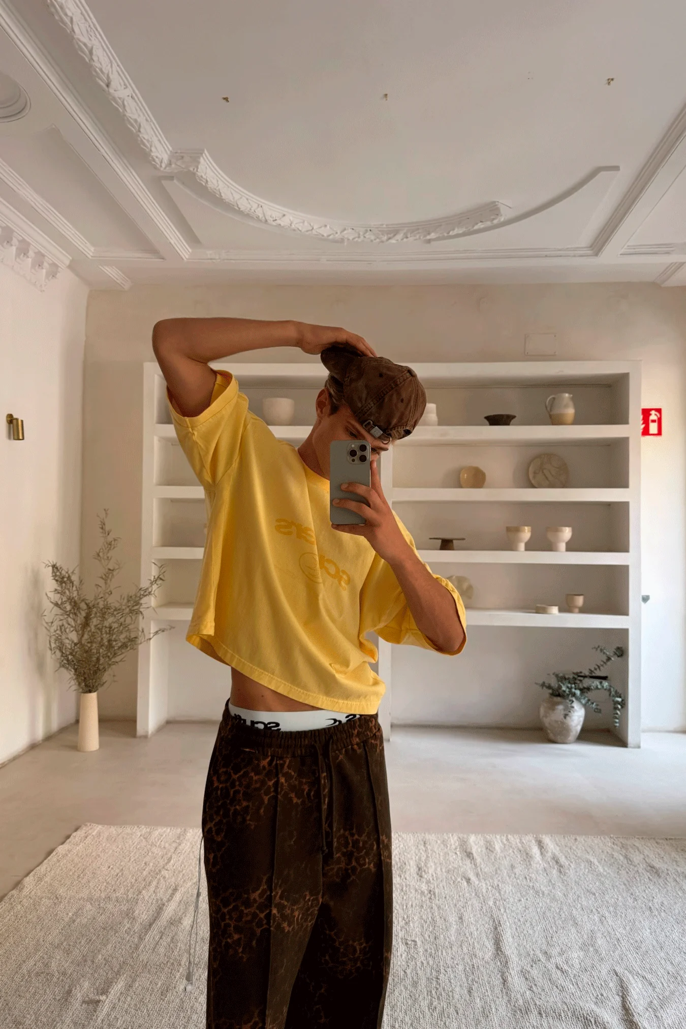 Effortless Total Yellow T-Shirt - Image 6