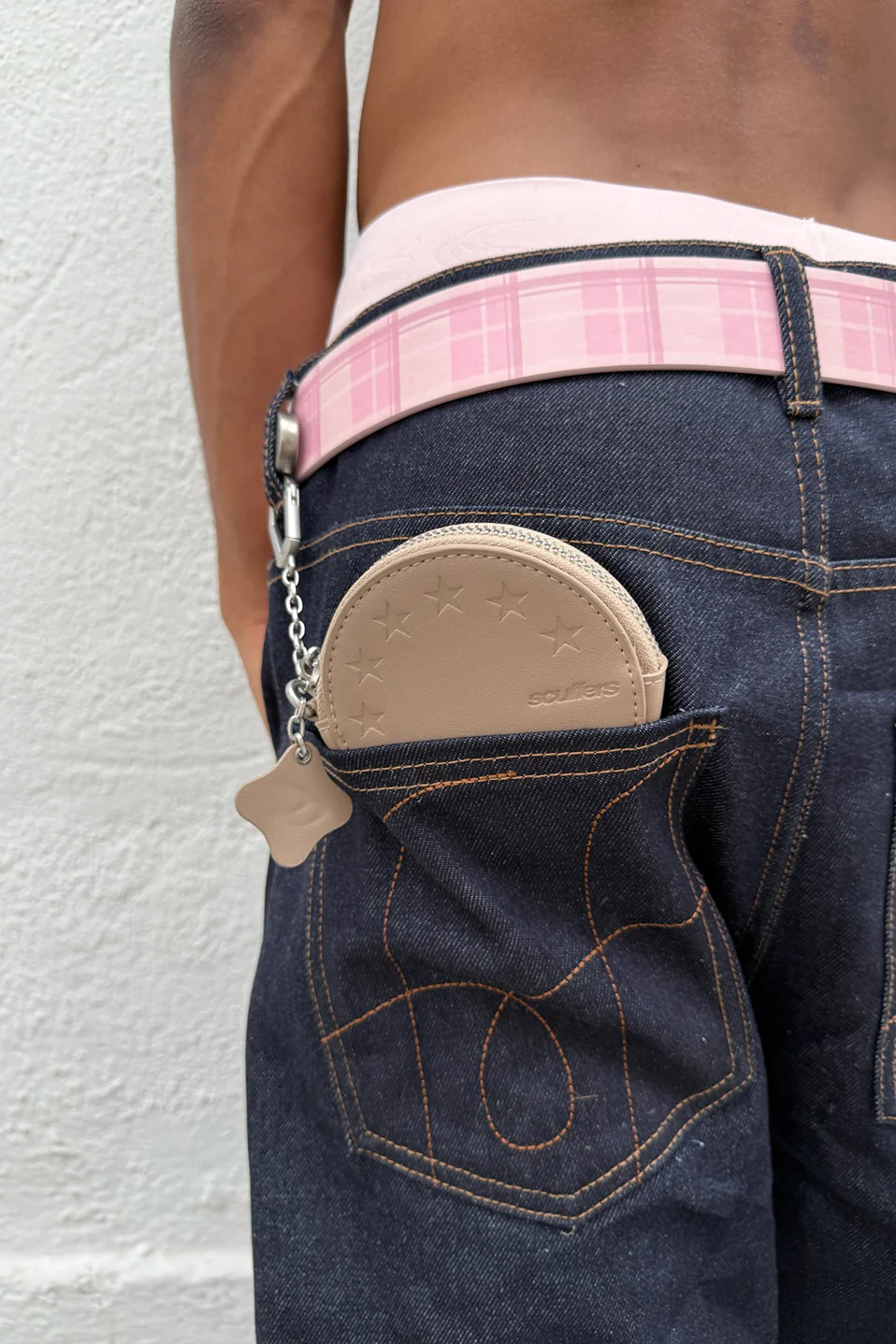 Essential Ecru Keychain Wallet - Image 5