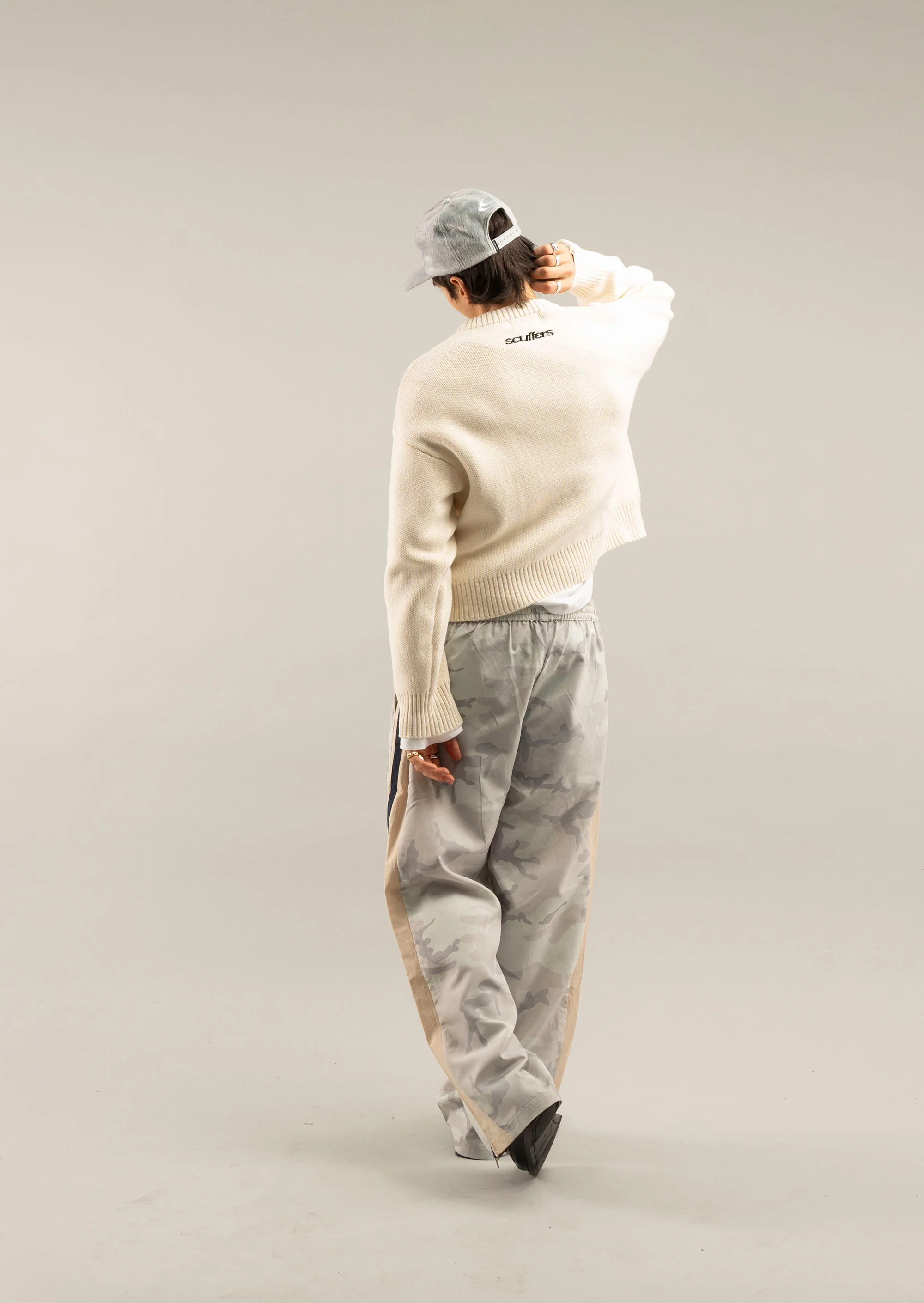 Essential Ecru Knit - Image 4