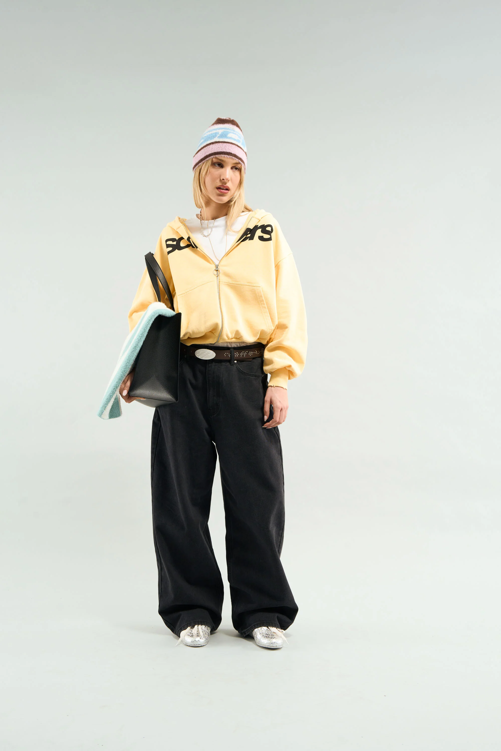 Essential Yellow Zipper - Image 7