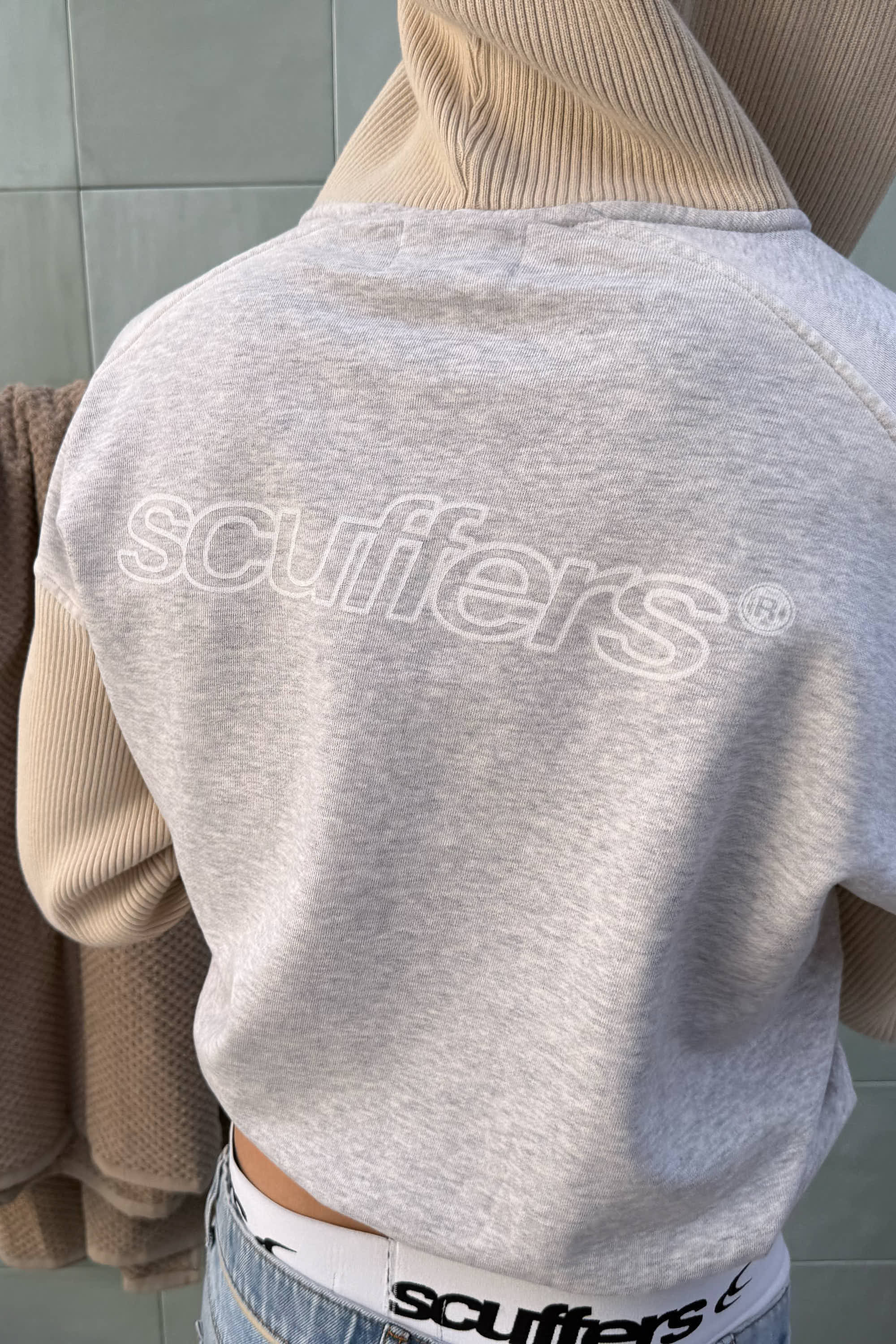 Exit Grey Zipper - Image 6