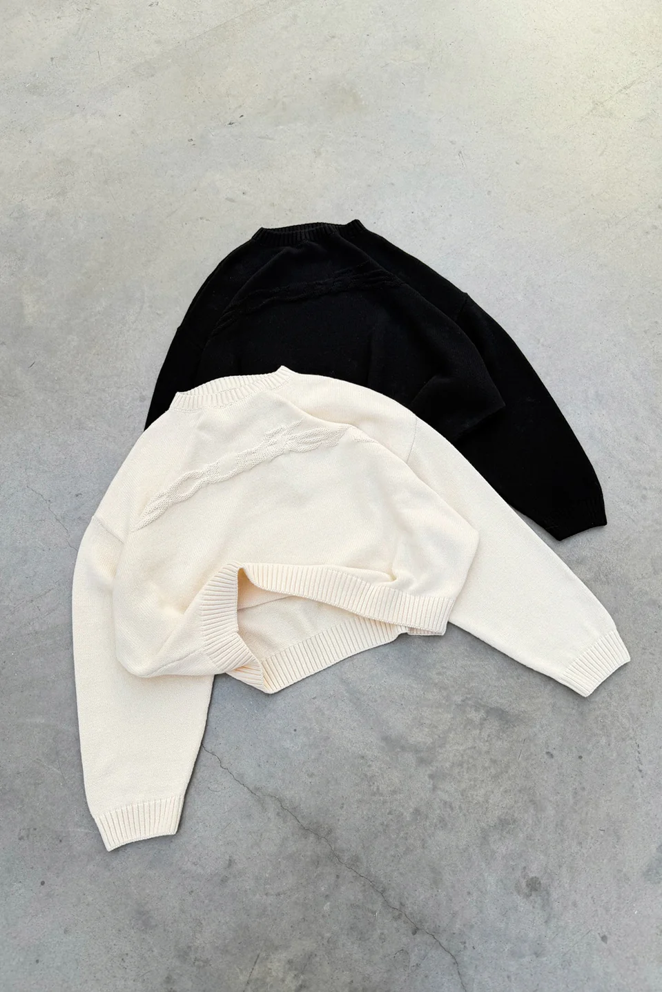 Flag Ecru Knit - Image 6