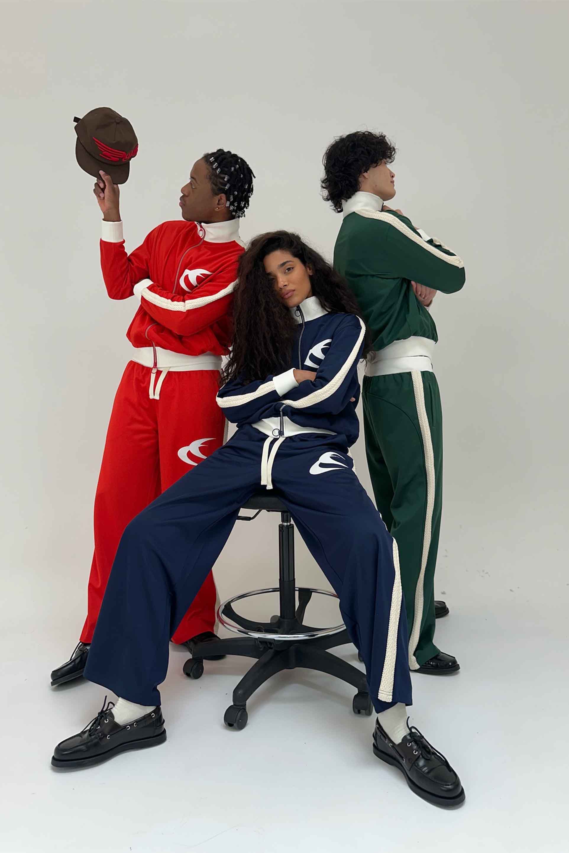 Gallery Red Suit Jacket - Image 9