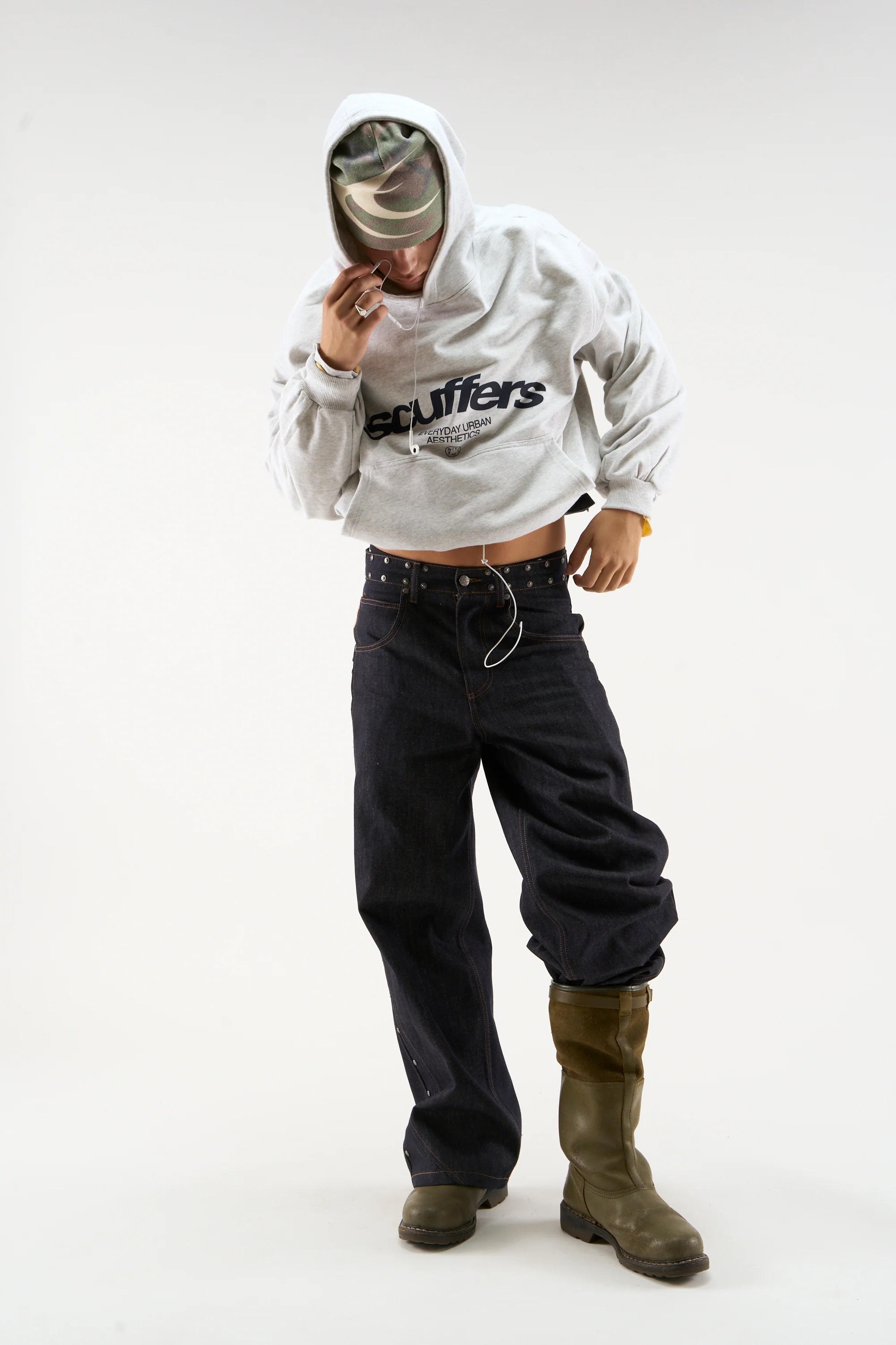 Iconic Light Grey Hoodie - Image 5