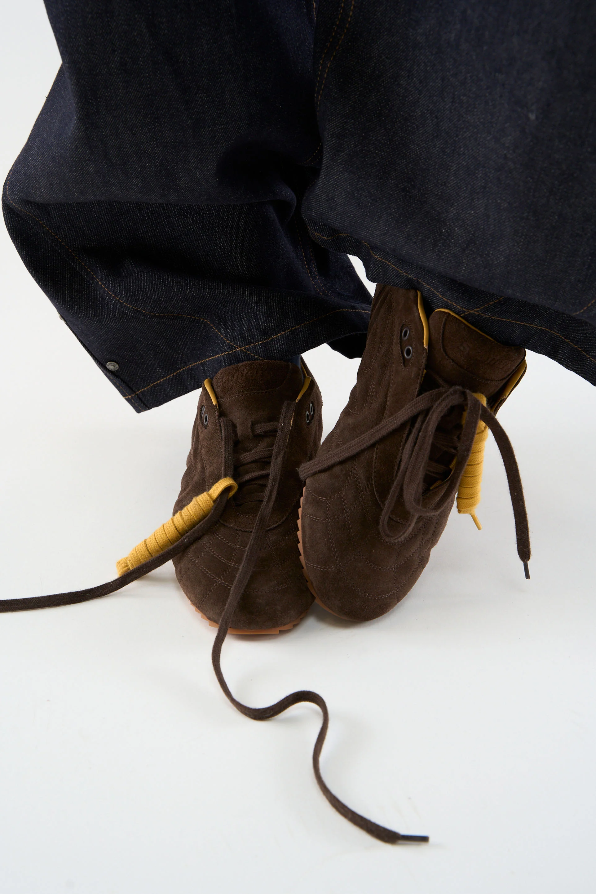 Iconic Suede Brown Sneaker - Image 13