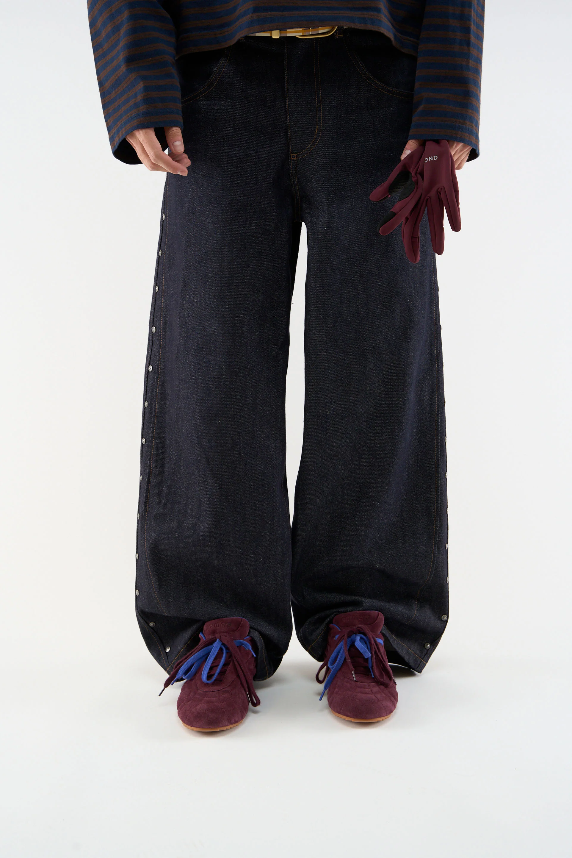 Iconic Suede Burgundy Sneaker - Image 9