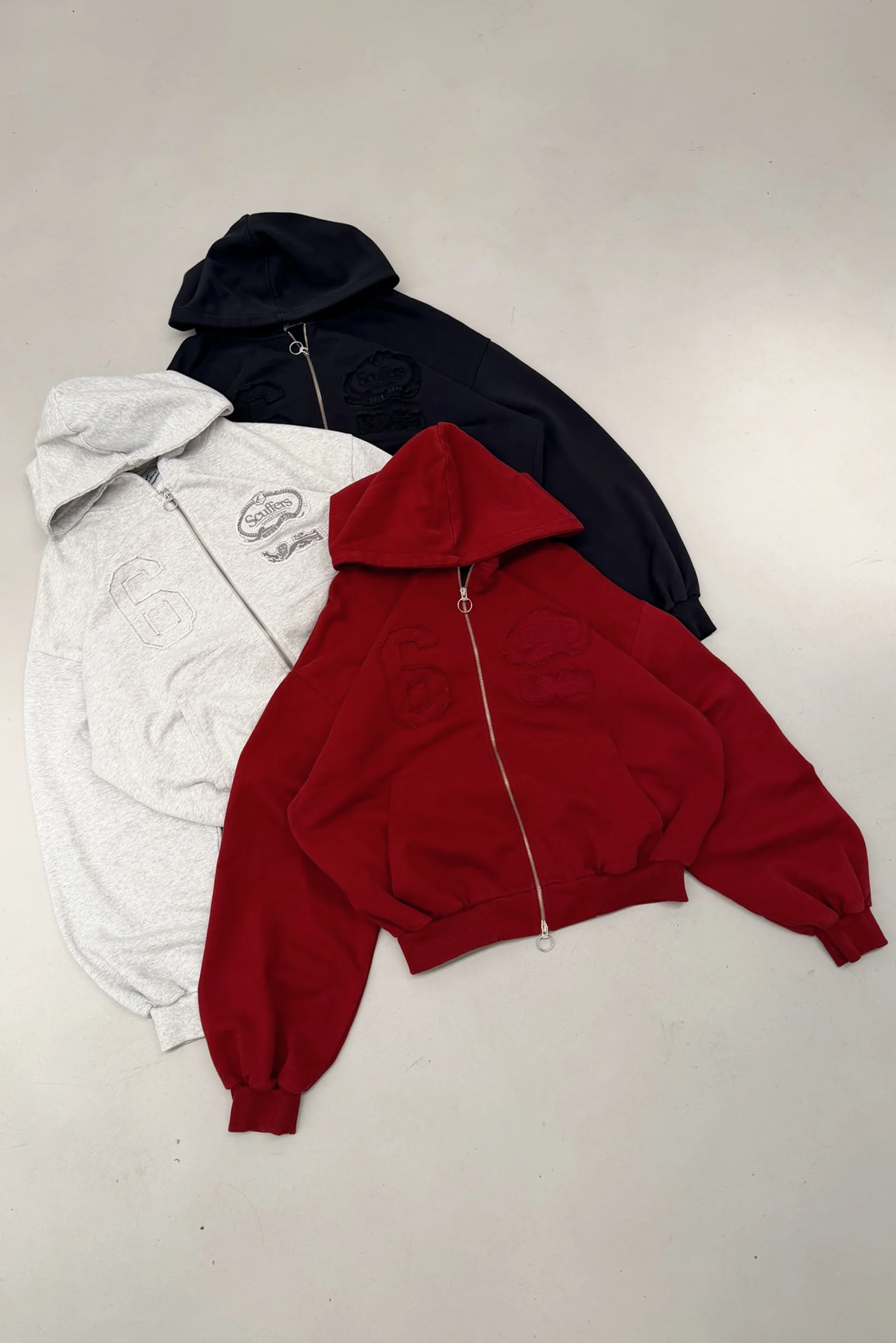 Jam Red Zipper - Image 5