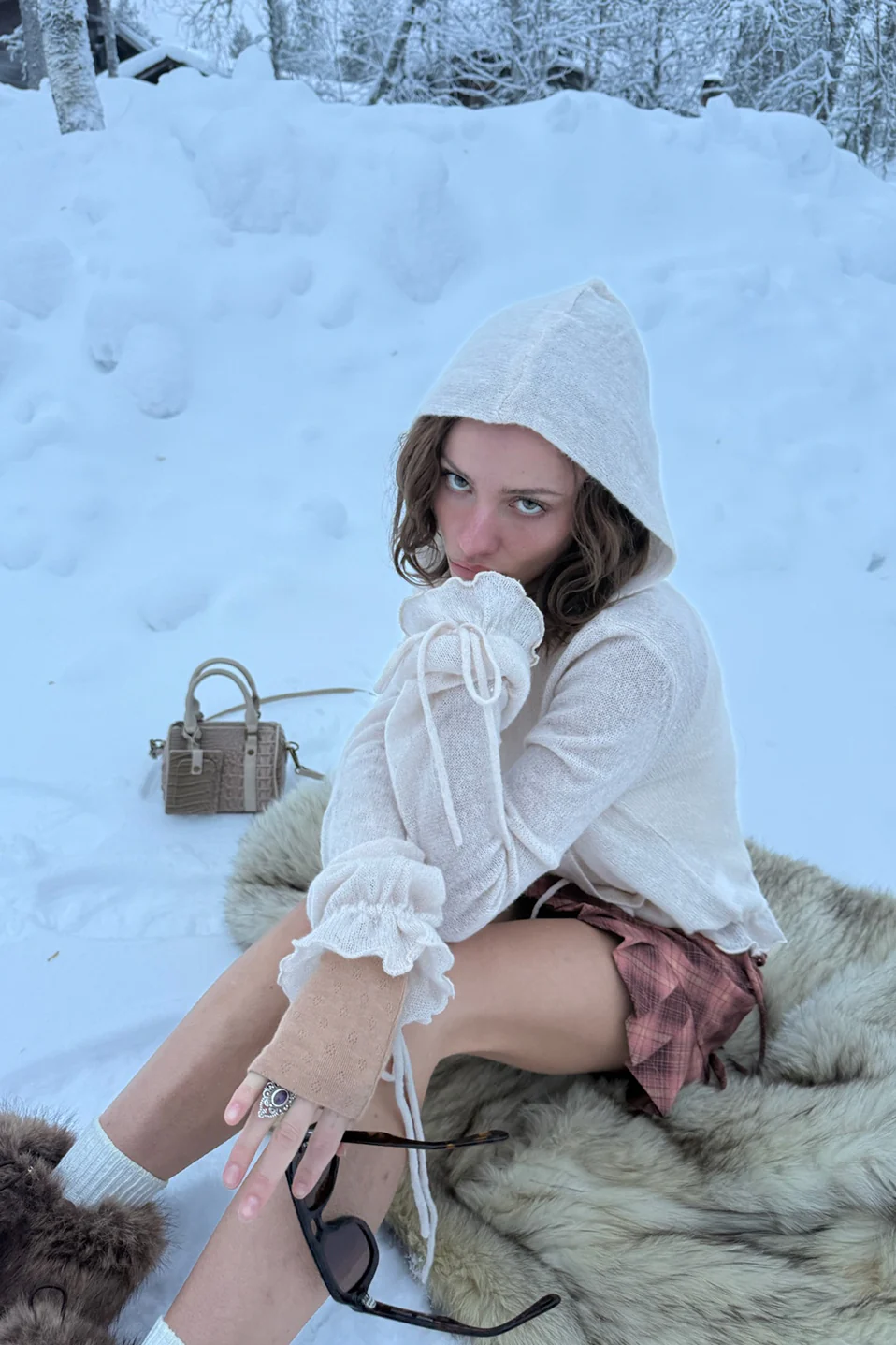Laurent Beige Knit - Image 9