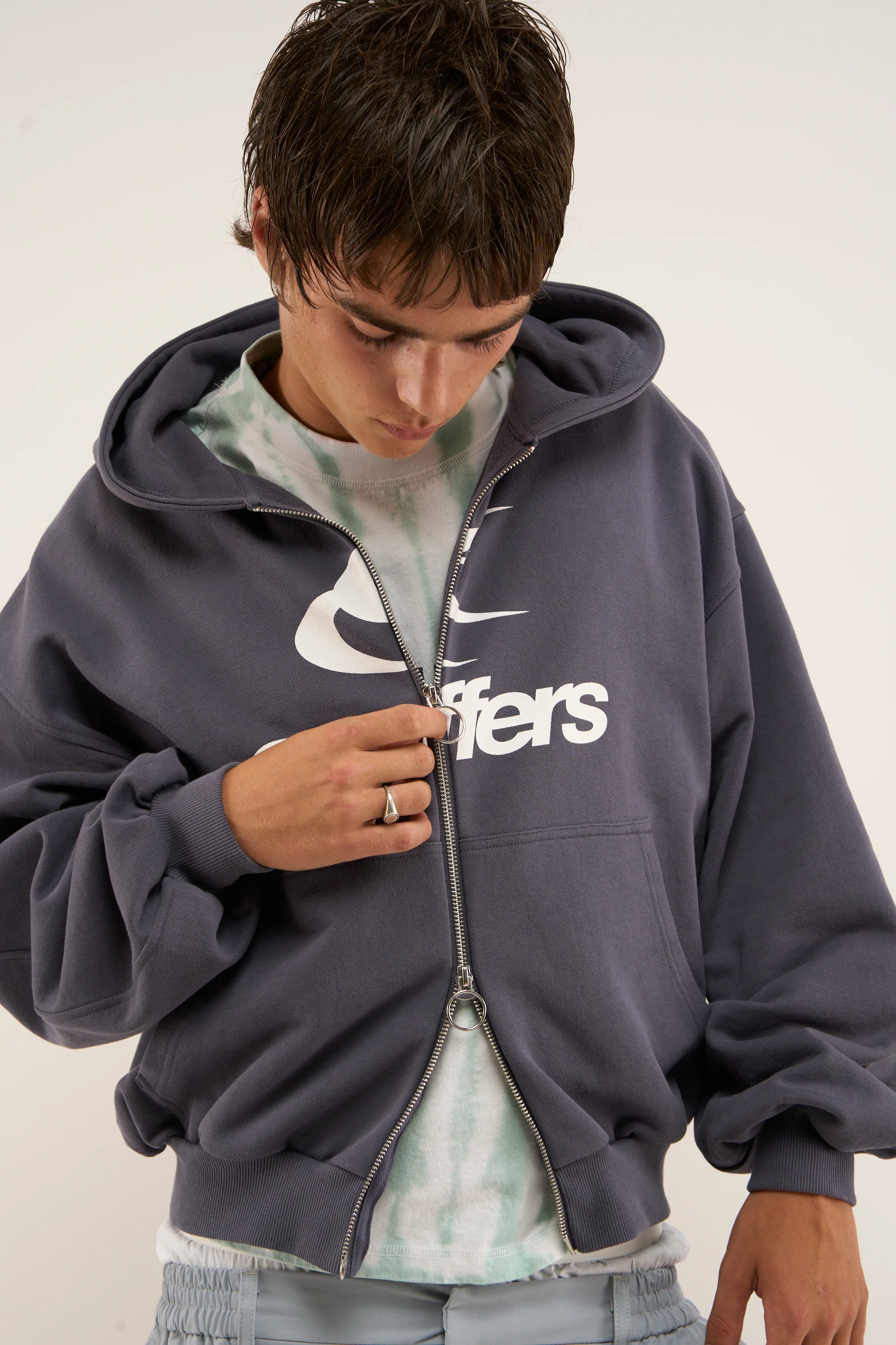 Logo Navy Zipped Hoodie - Image 5