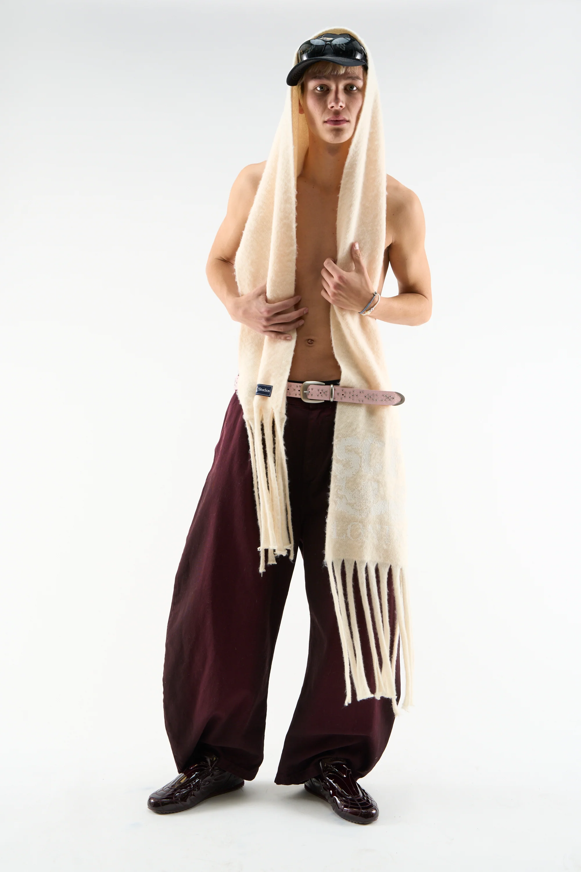 London Ecru Scarf - Image 2