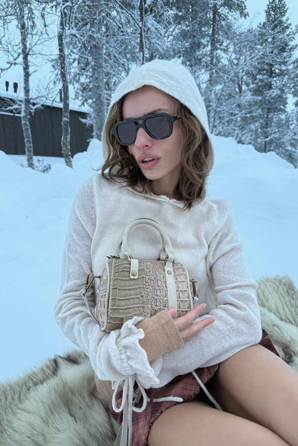 Mini Ecru Duffle Bag - Image 7