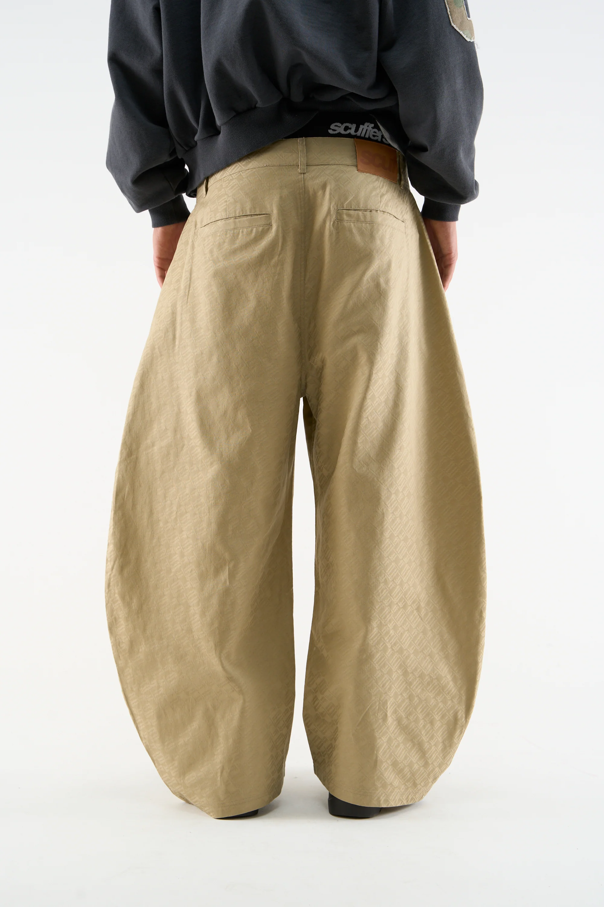 Monogram Shell Beige Pants - Image 4