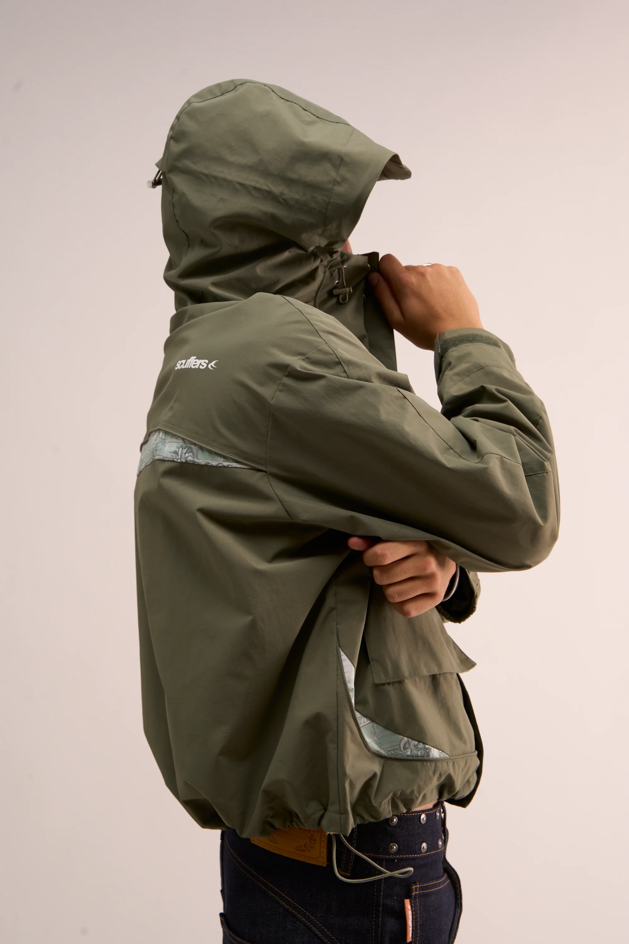 New Essential Green Windbreaker - Image 5