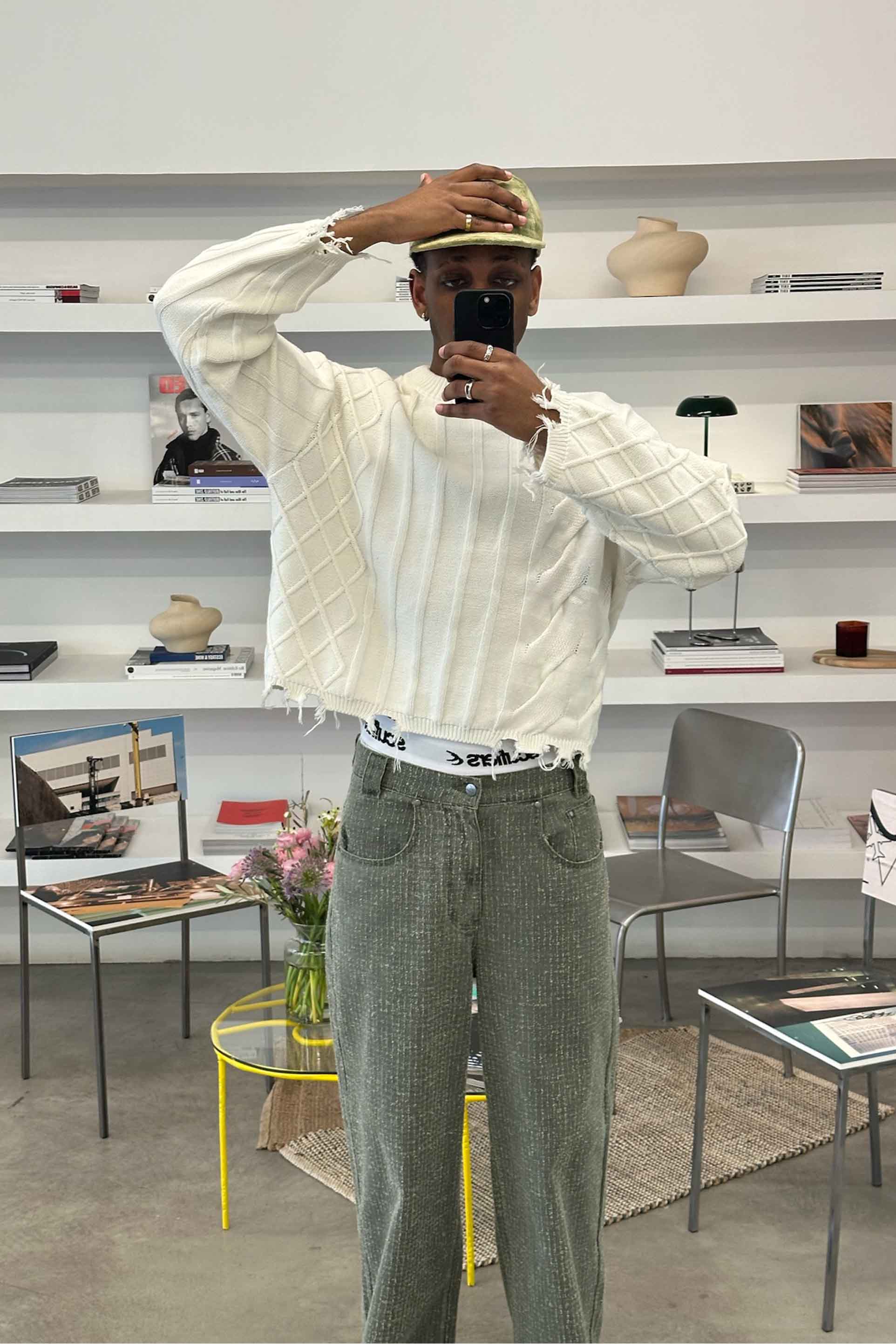 Oversized White Trench Jersey - Image 4
