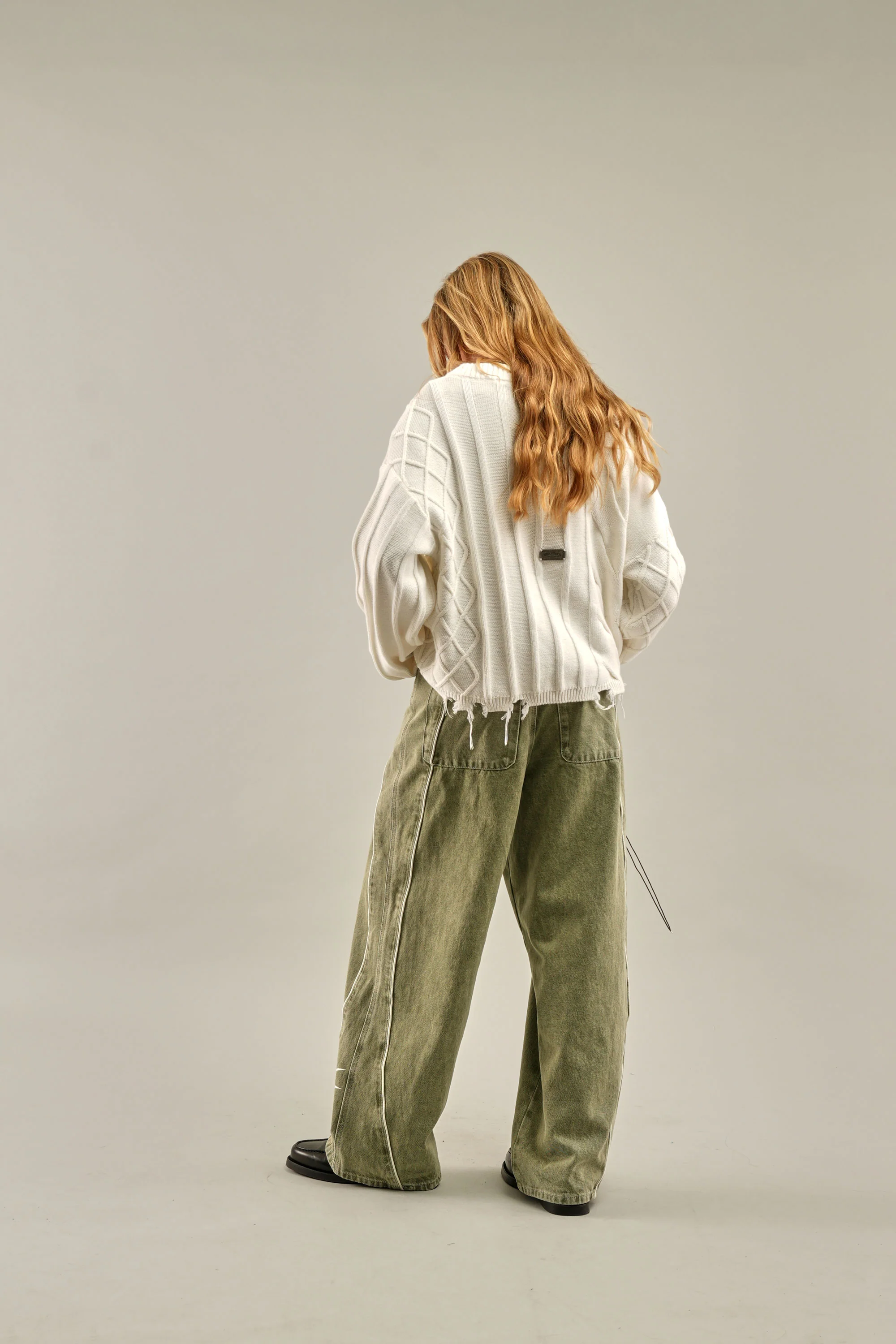 Oversized White Trench Jersey - Image 7