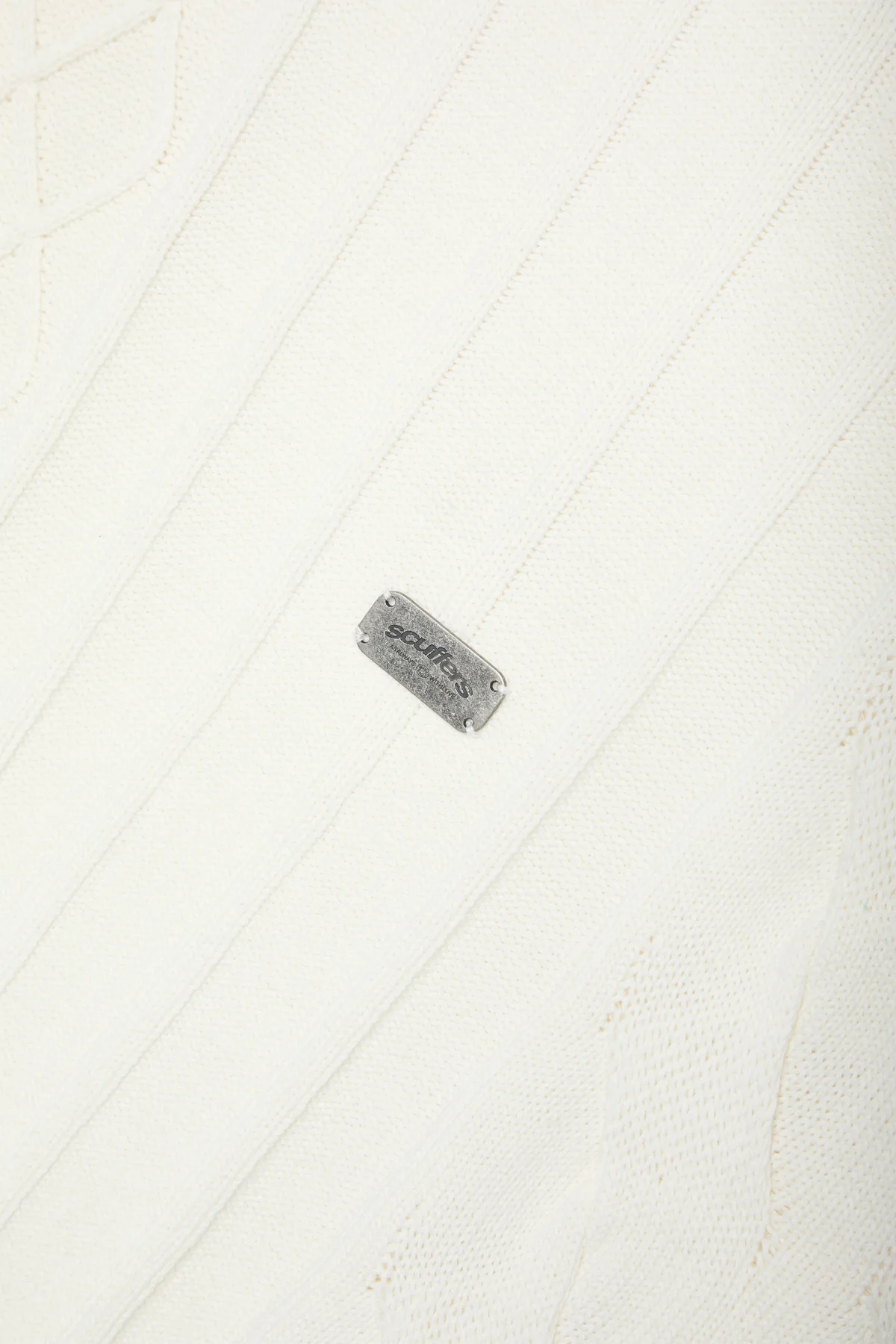 Oversized White Trench Jersey - Image 8