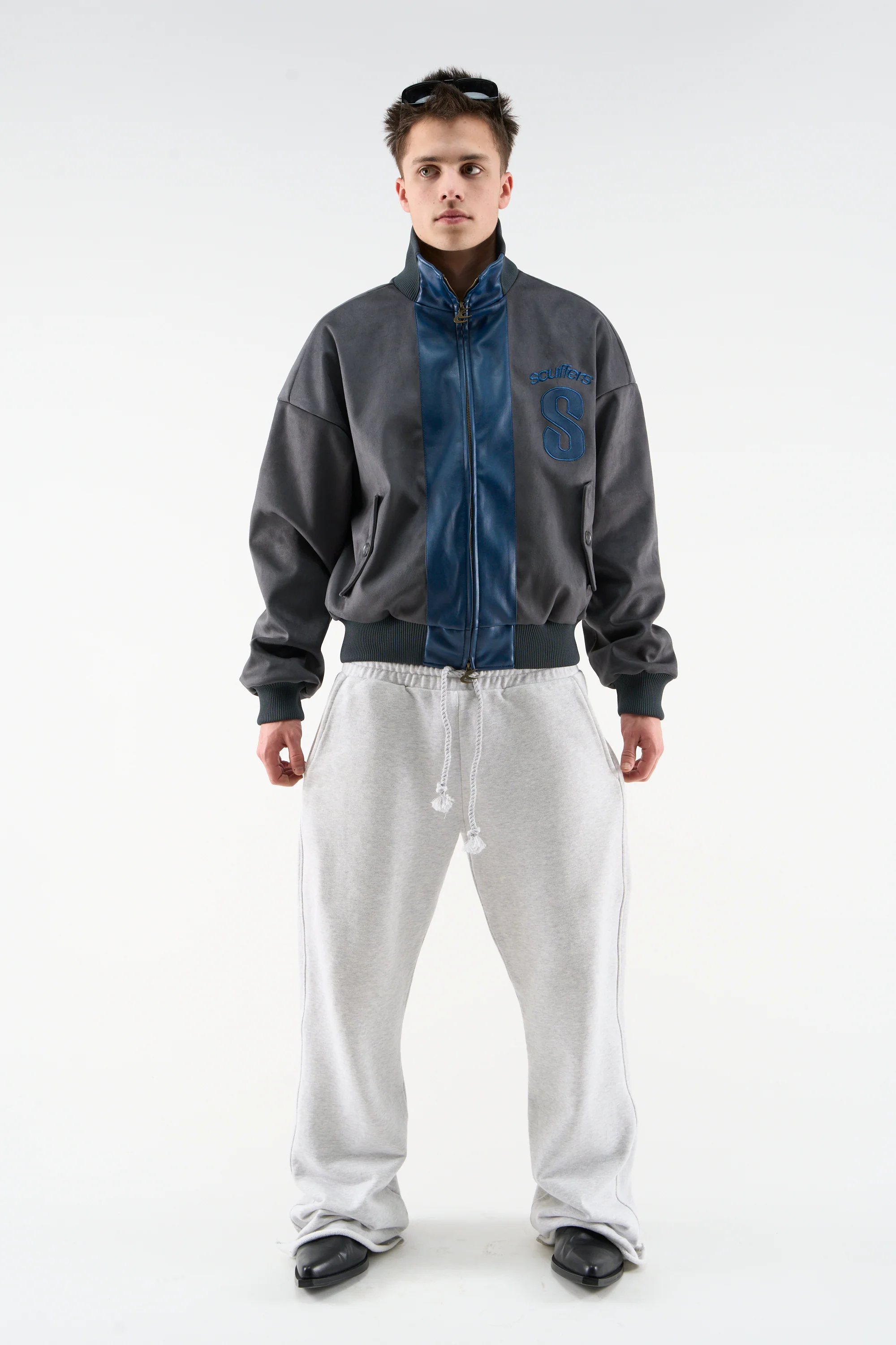 Pool Navy Zipper - Image 2