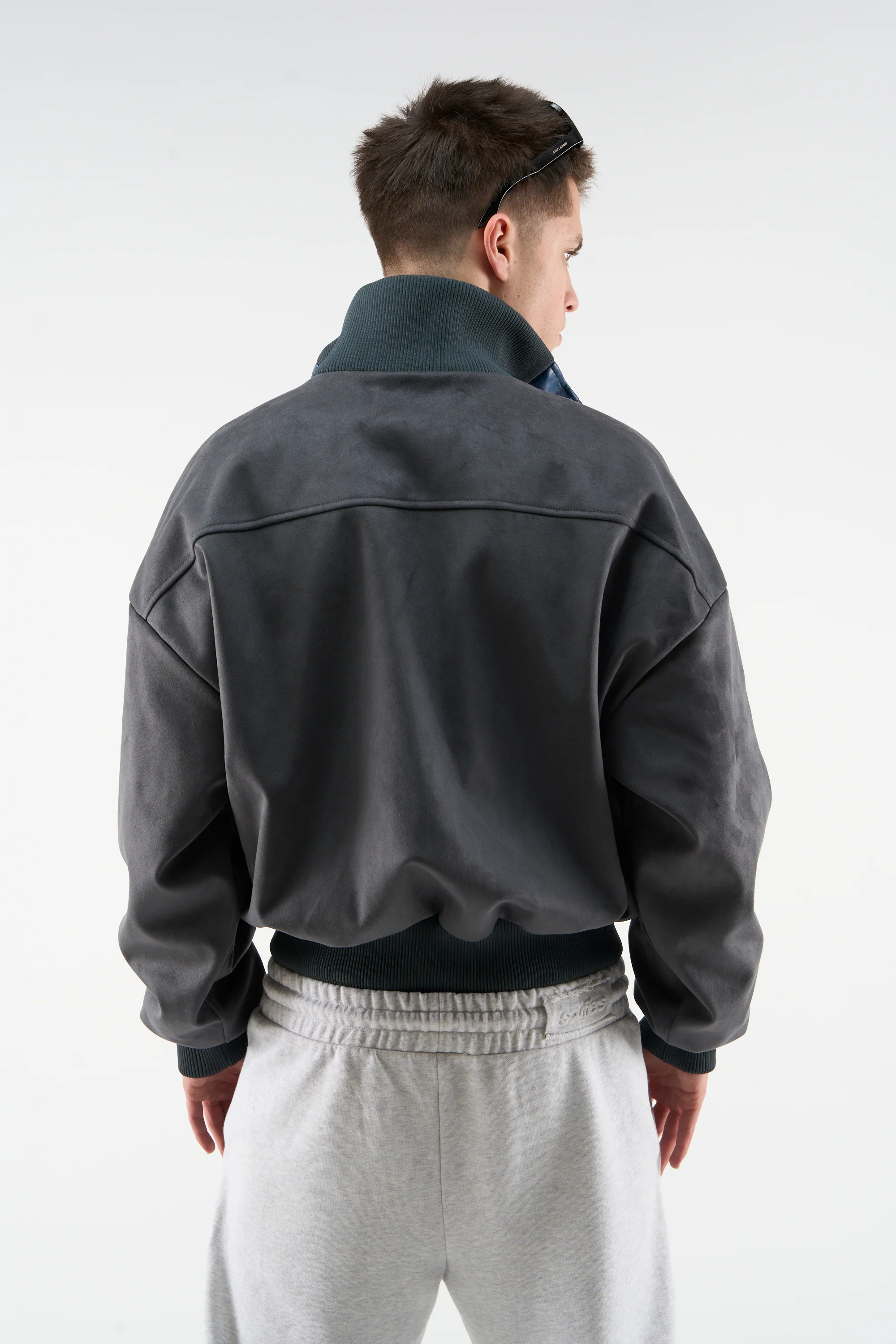 Pool Navy Zipper - Image 4