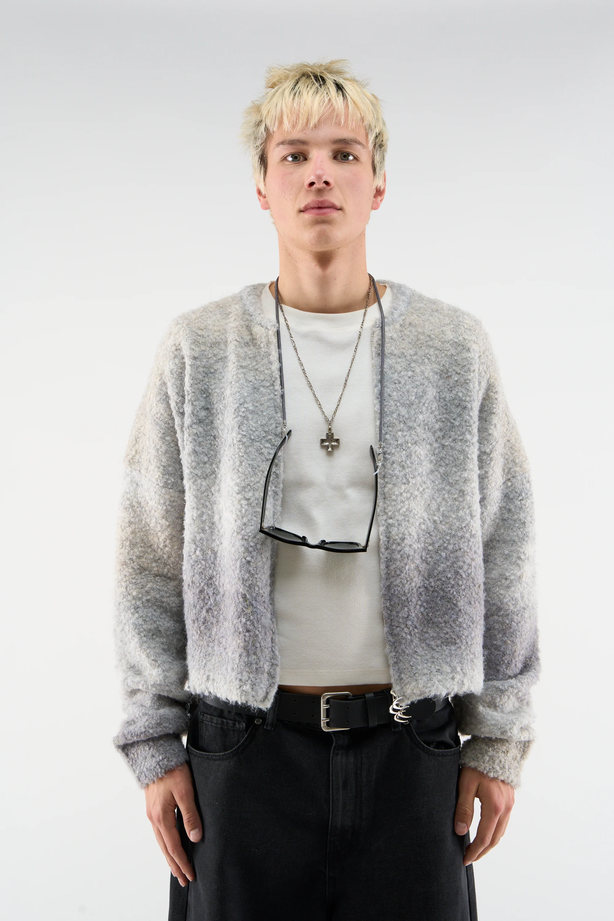 Quarter Grey Zipper Knit - Image 4
