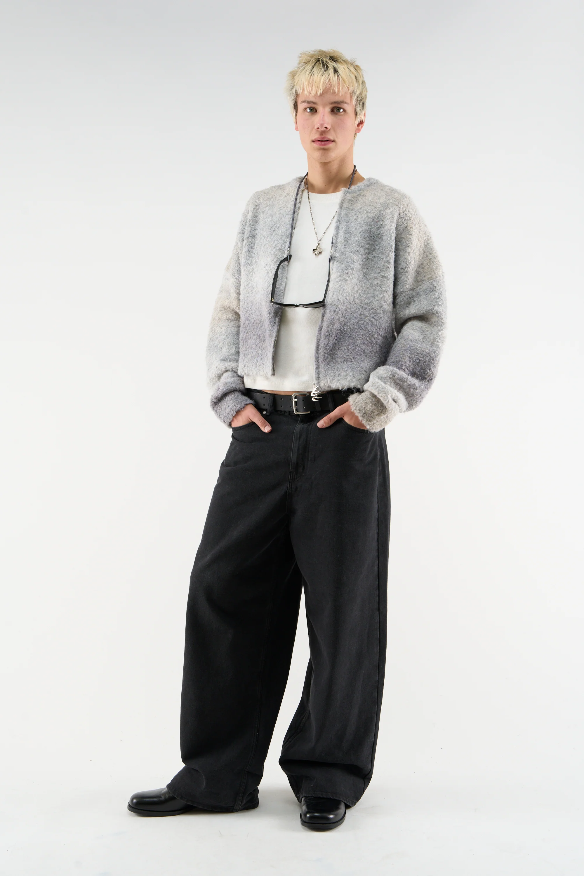 Quarter Grey Zipper Knit - Image 6