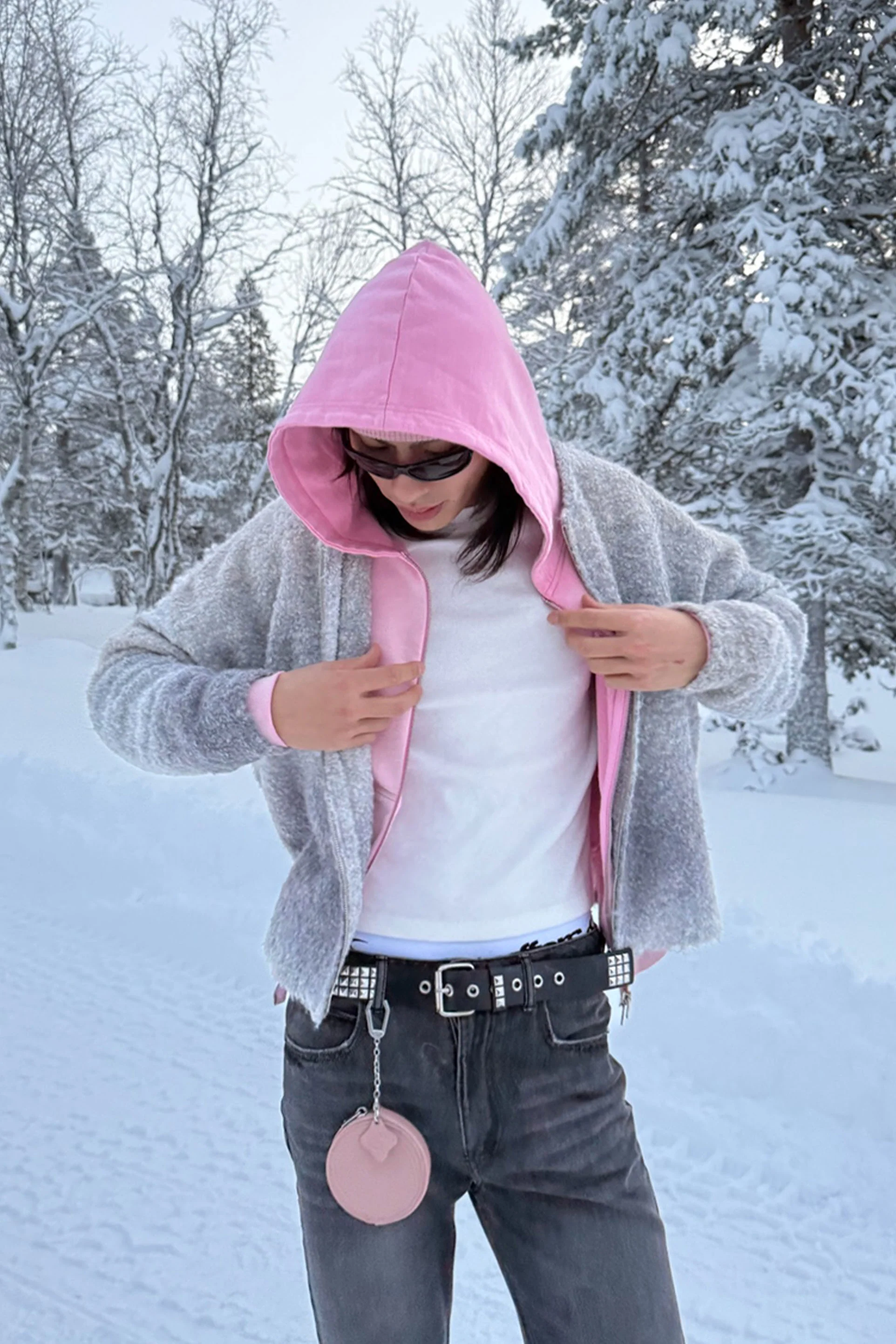 Quarter Grey Zipper Knit - Image 7