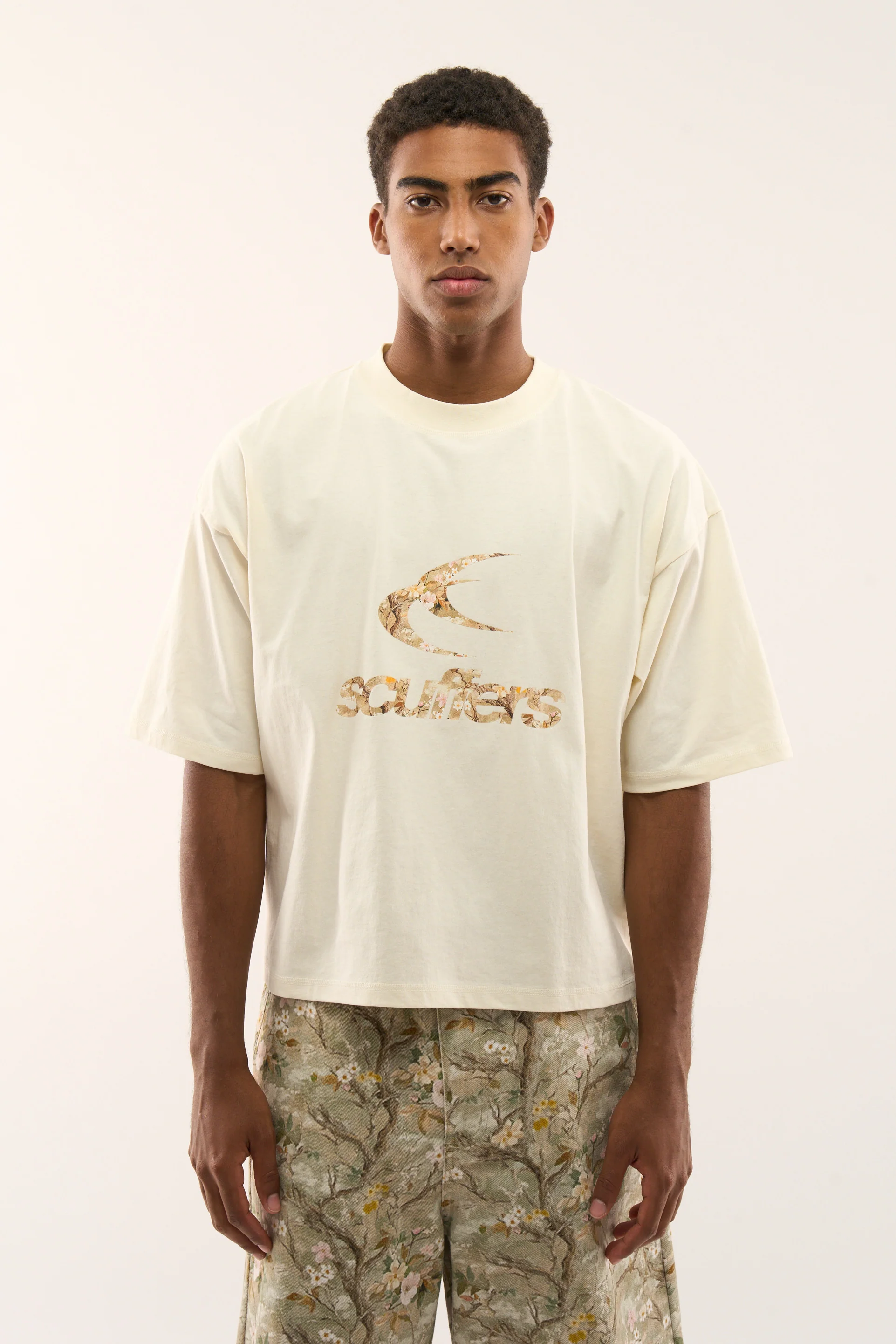 Real Flower Ecru T-Shirt - Image 3
