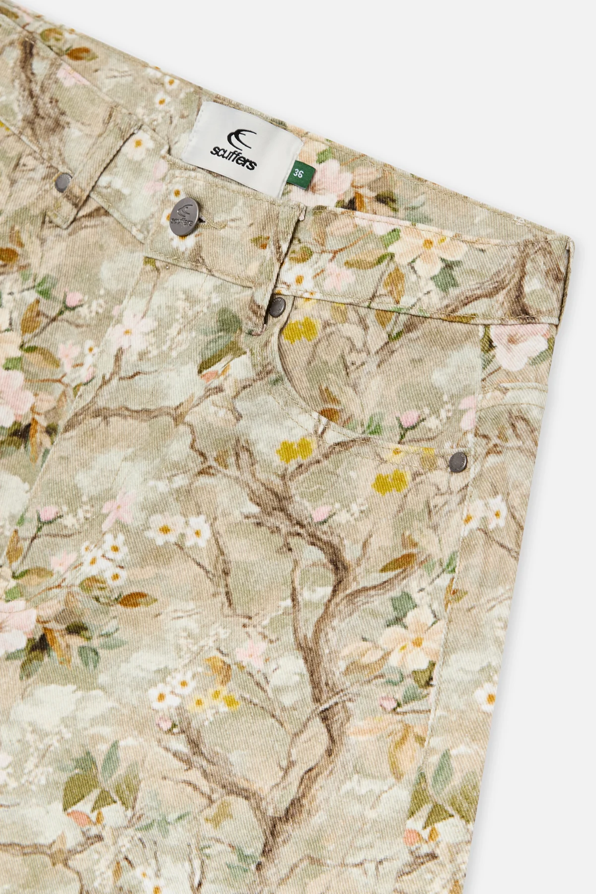 Real Flower Jumbo Shorts - Image 8