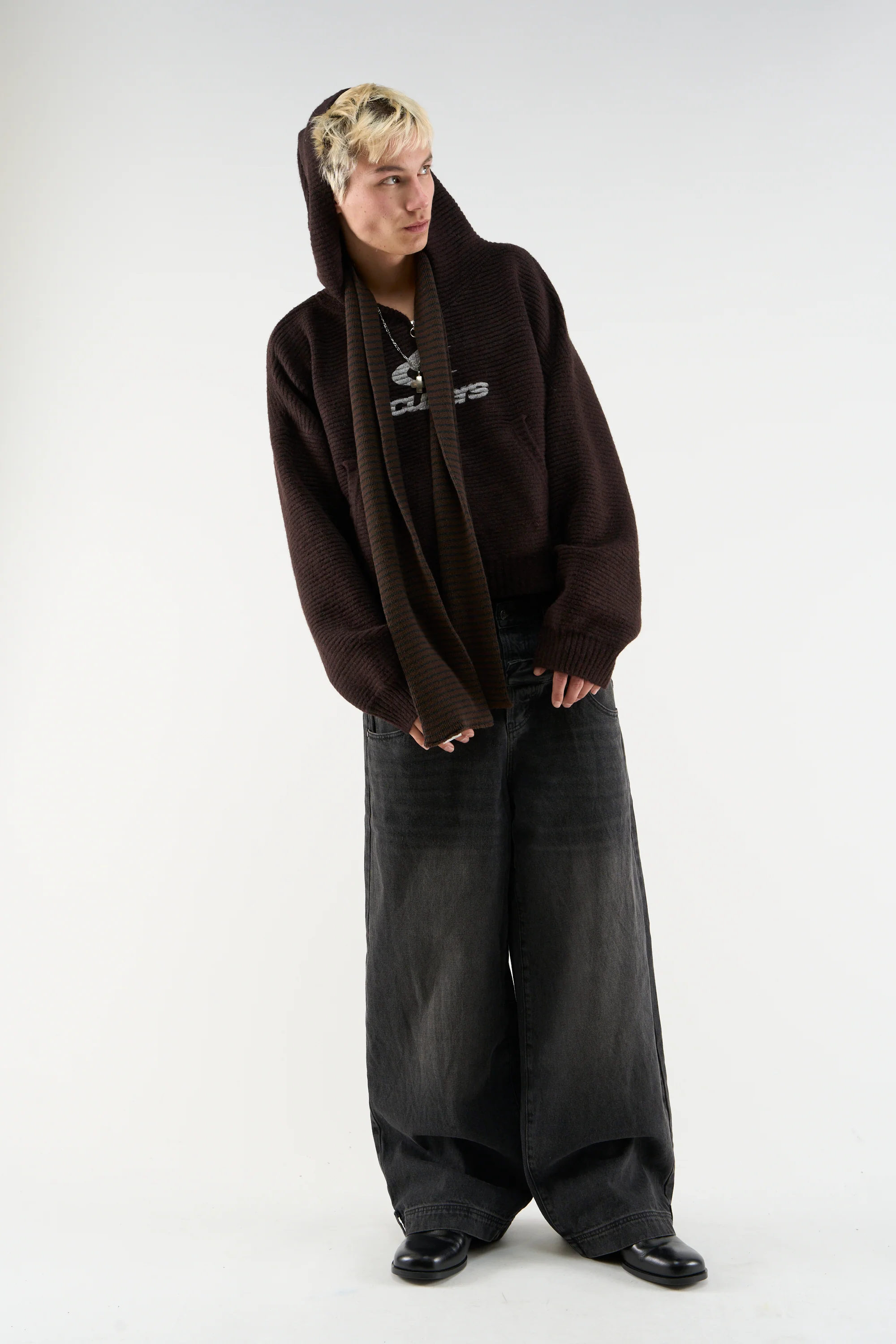 Roots Brown Knit Zipper - Image 6