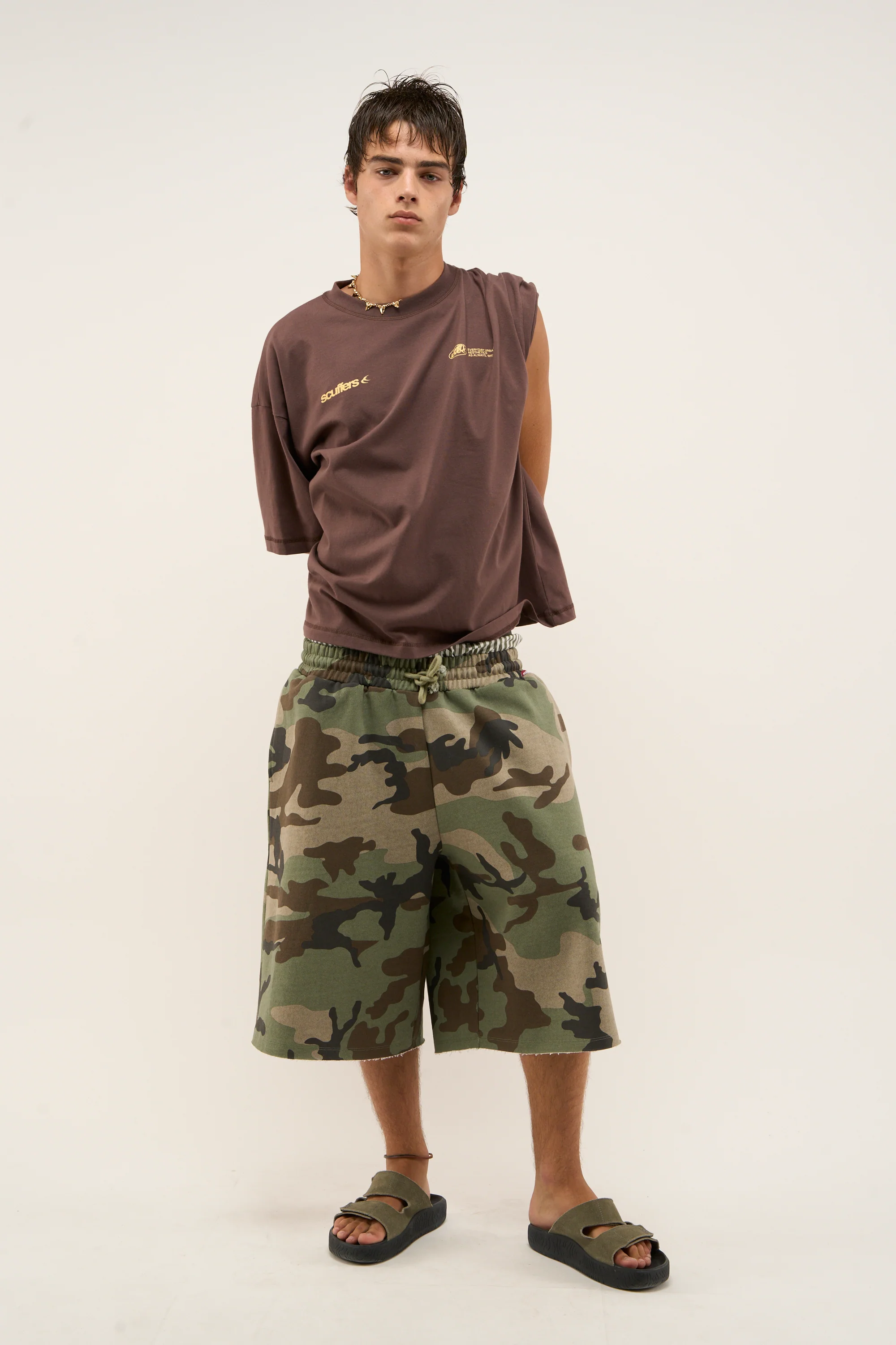 Sign Brown T-shirt - Image 4