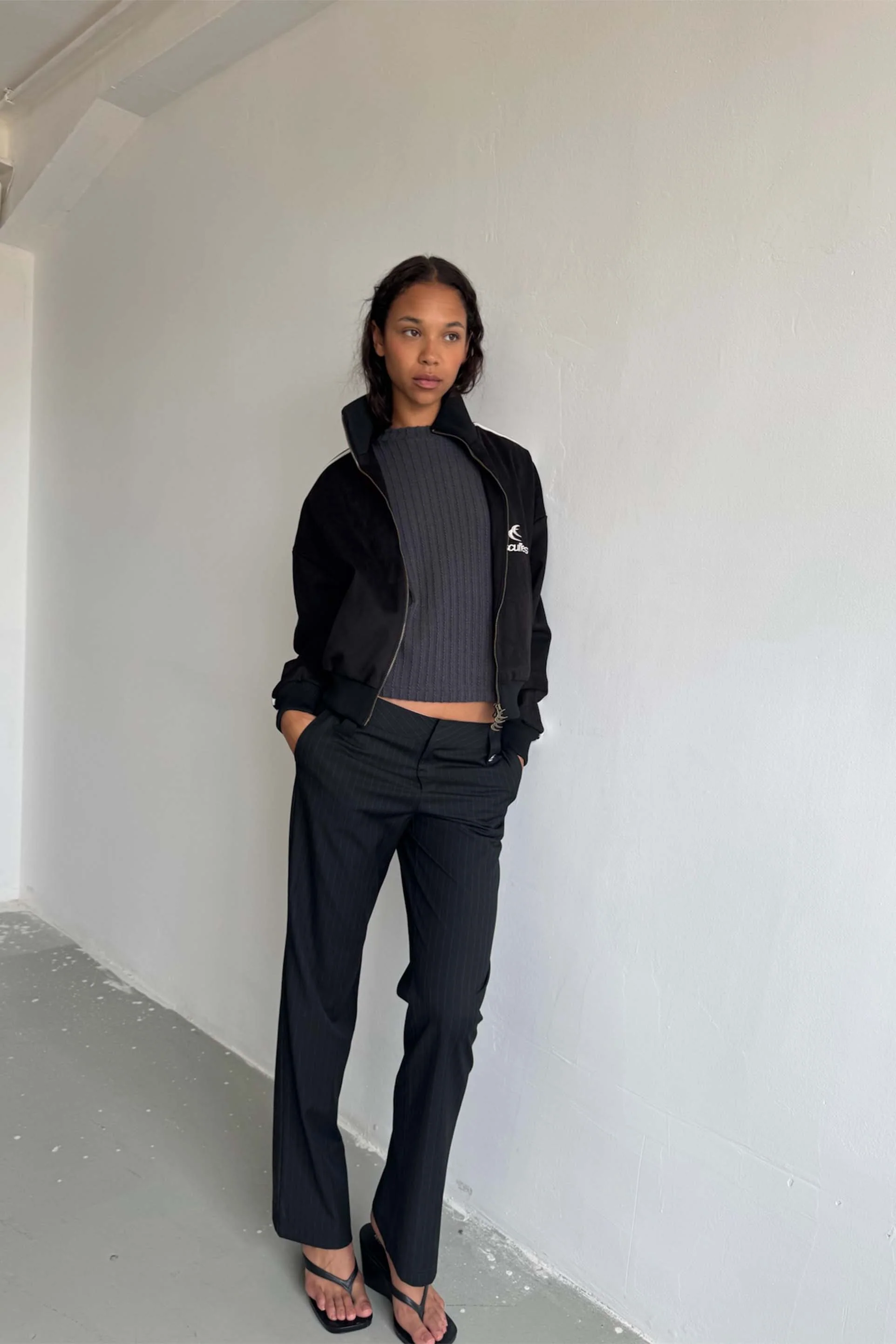 Smart Dark Longsleeve - Image 5