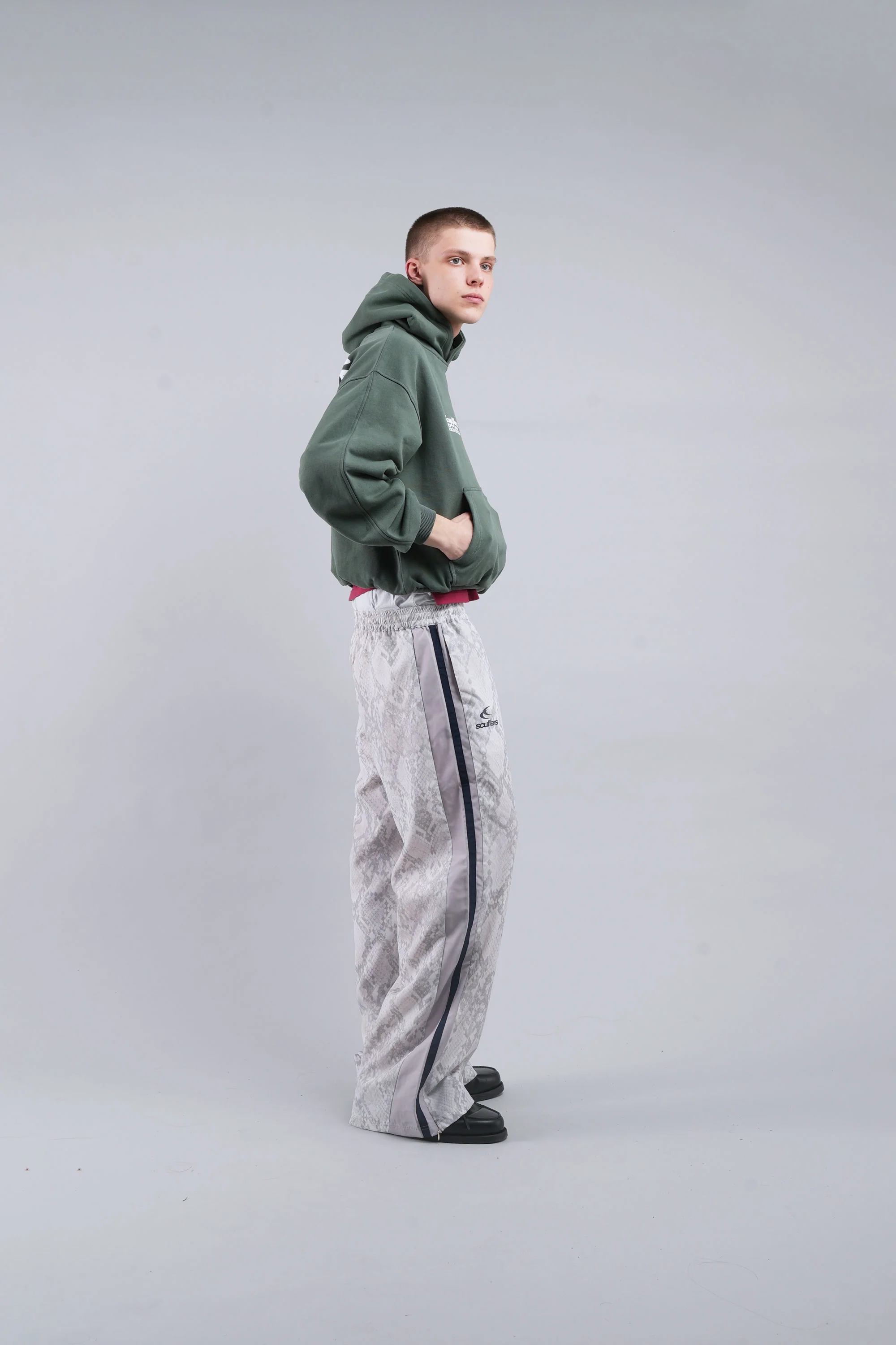 Snake Light Grey Tech Pants - Image 7
