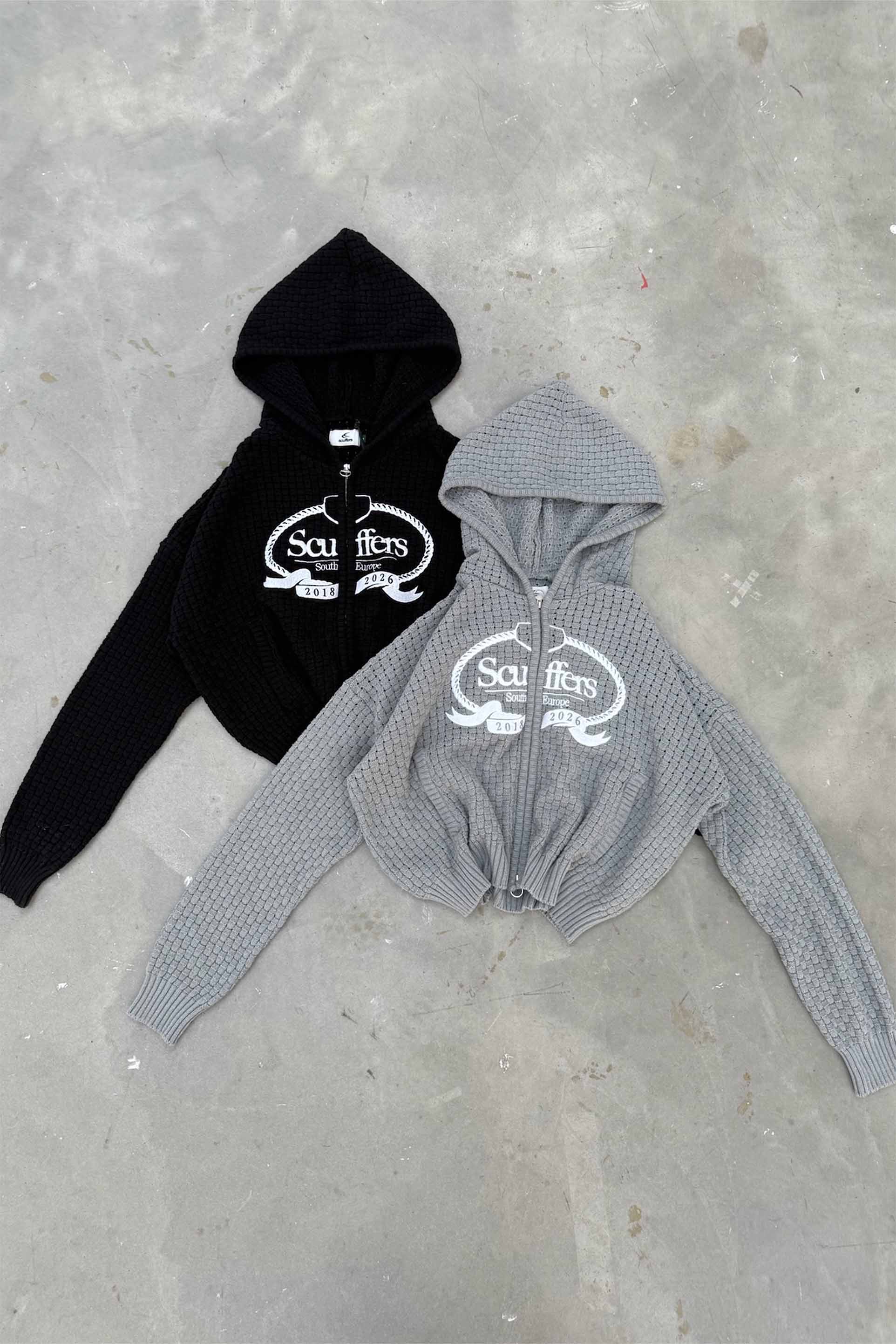 South Europe Light Grey Knit Zipper - Image 5
