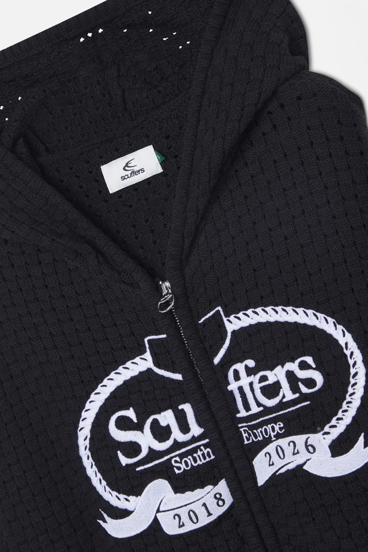 South Europe Dark Knit Zipper - Image 8