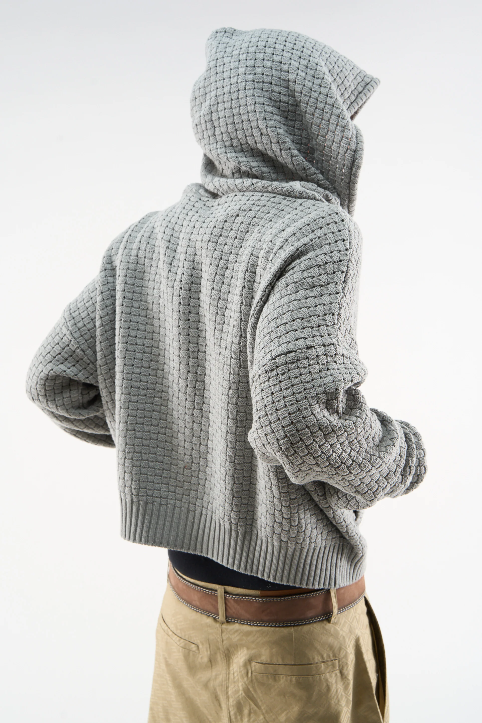 South Europe Light Grey Knit Zipper - Image 3