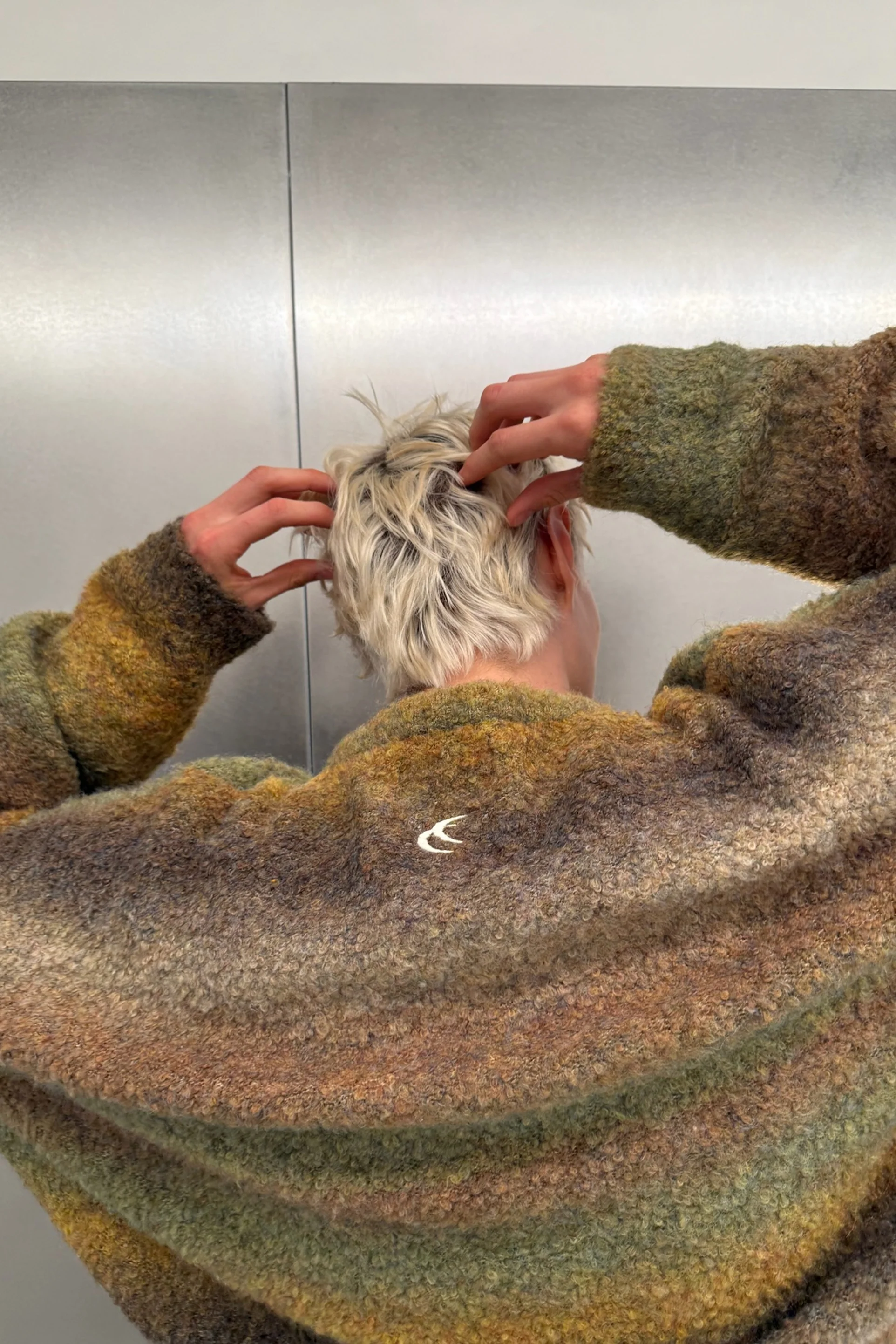 Special Green Knit - Image 5