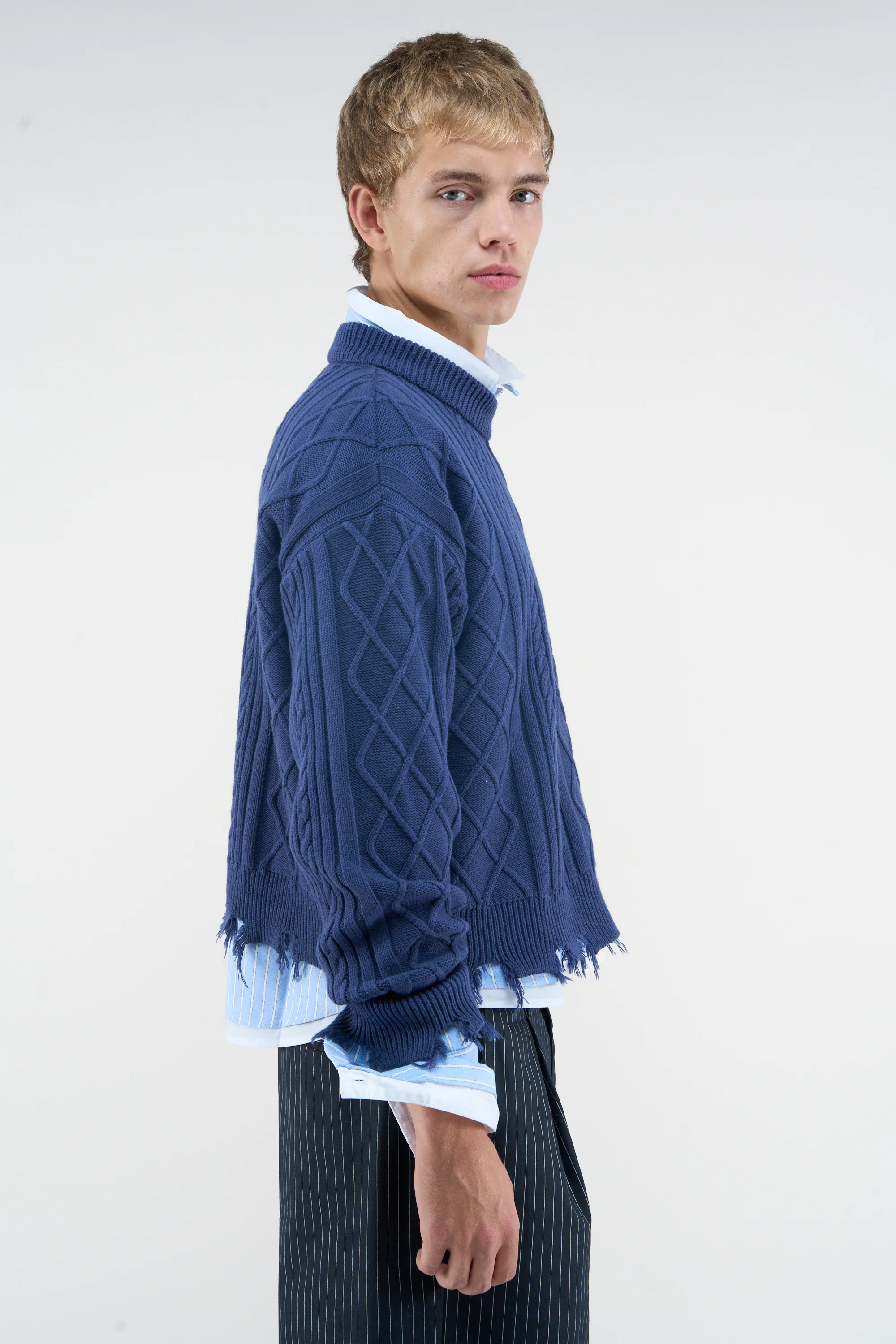 Split Blue Knit - Image 5