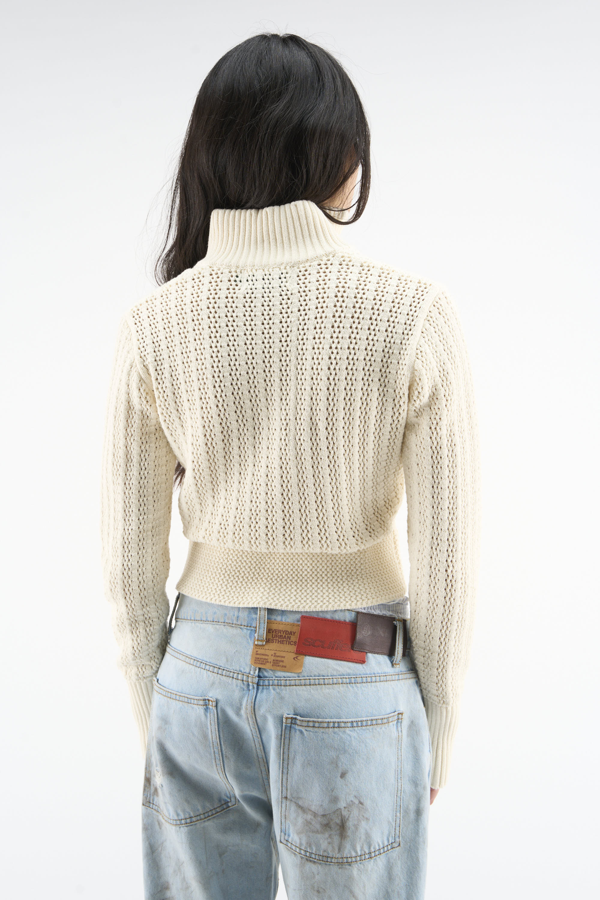 Stormy Ecru Zipper - Image 3