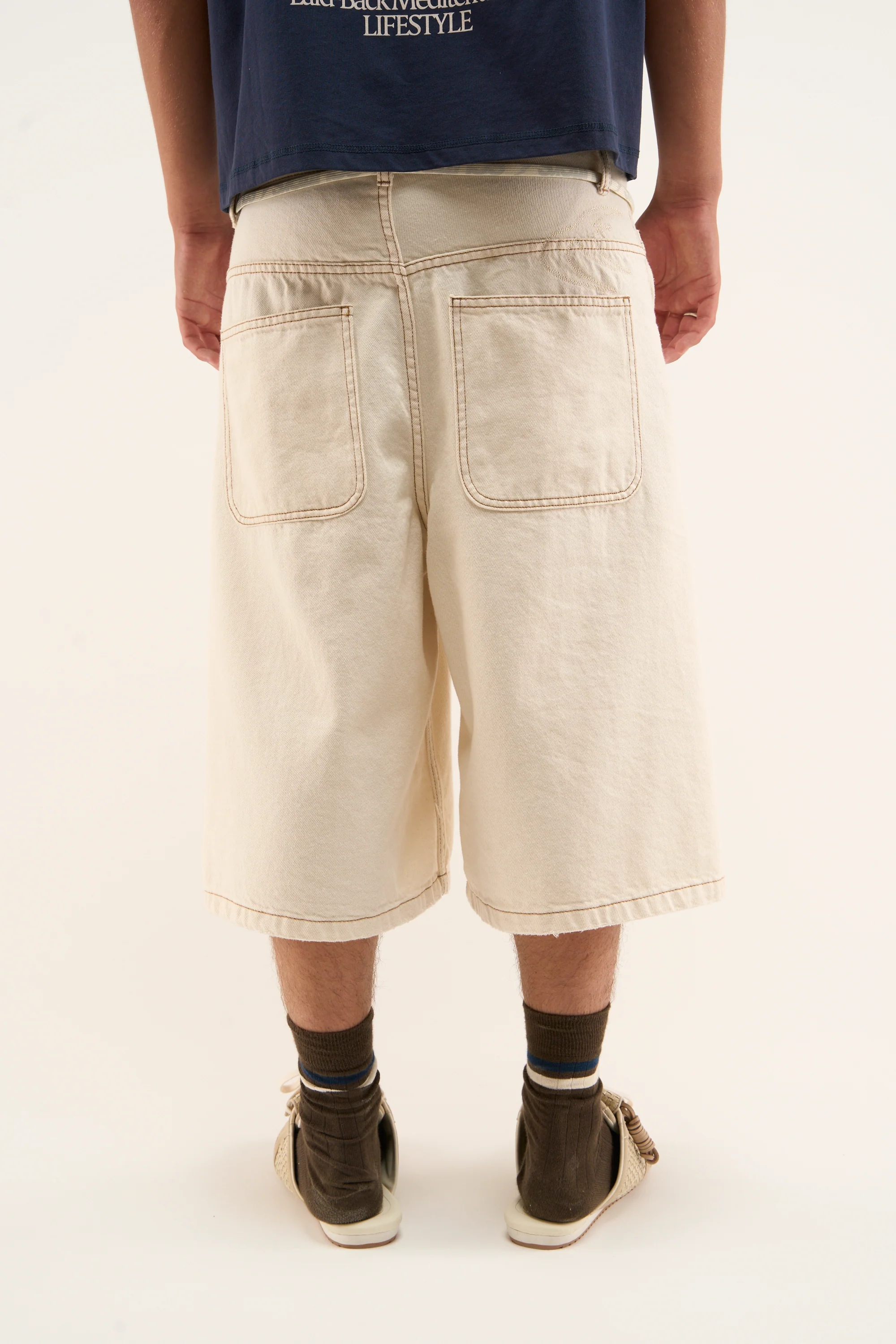 Woodstock Ecru Shorts - Image 5